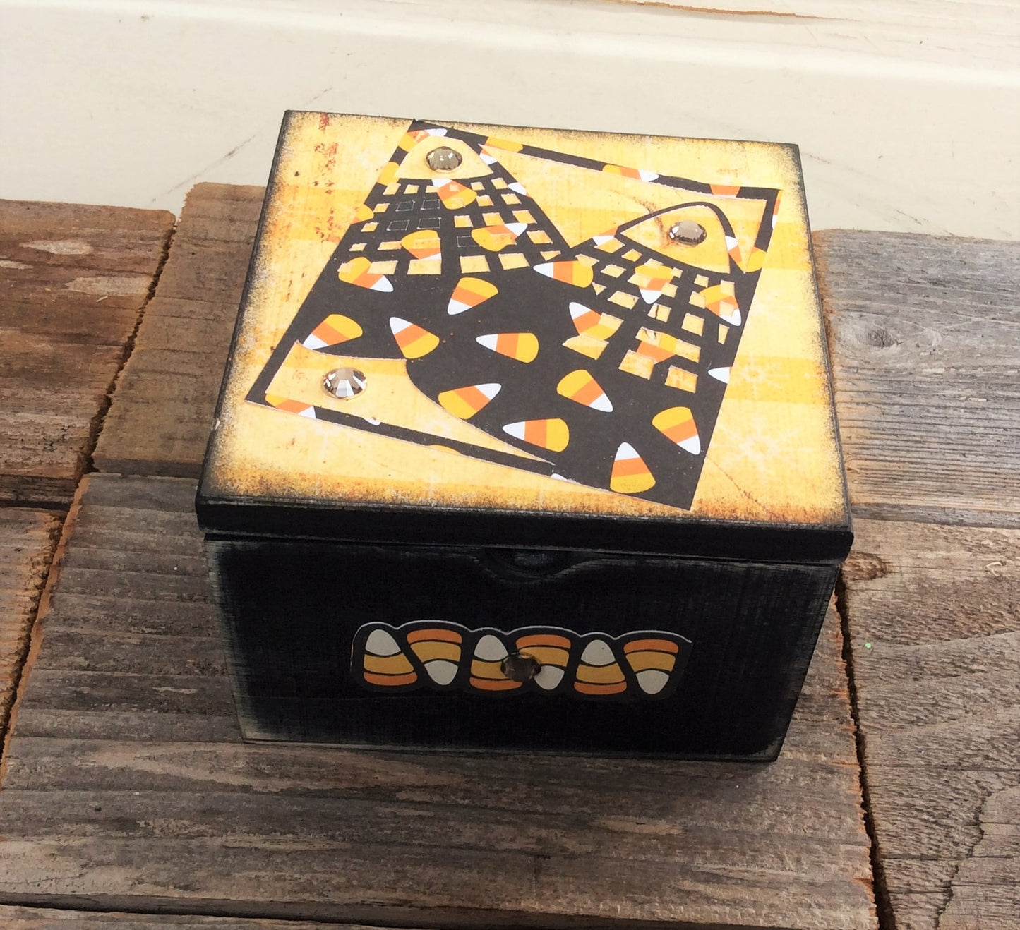 AG Designs - Candy Corn Silhouette Candy Stash Trinket Box  Orange Yellow Black