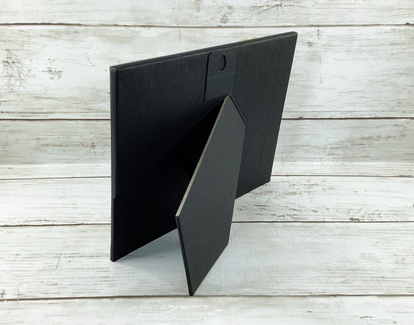 AGD Christmas Decor - Merry Jingle Bells Highland Cow Tabletop Decor