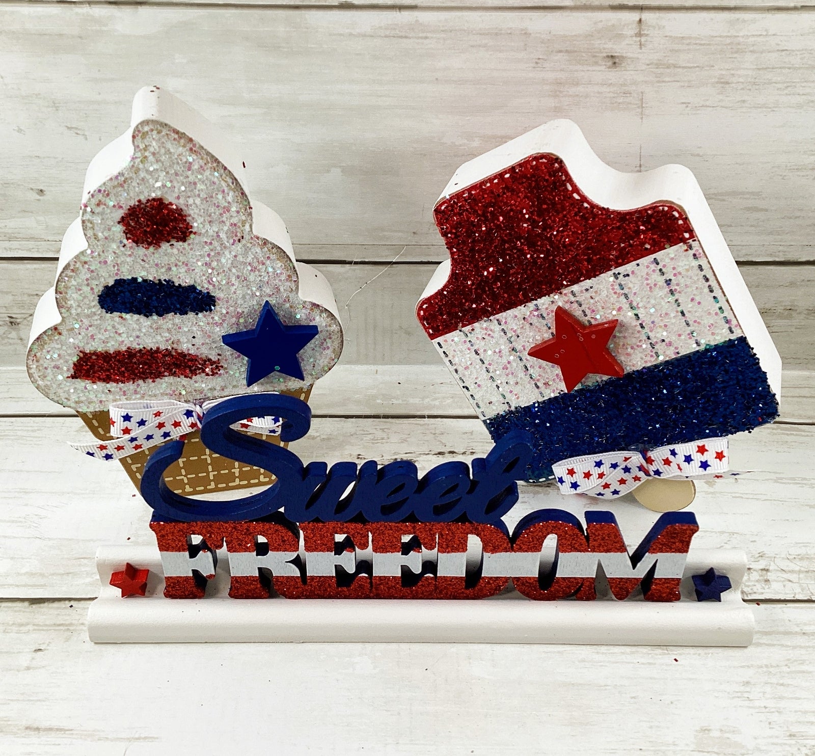 AGD Patriotic Decor - Popsicle Cupcake Sweet Freedom 3pc Tier Tray