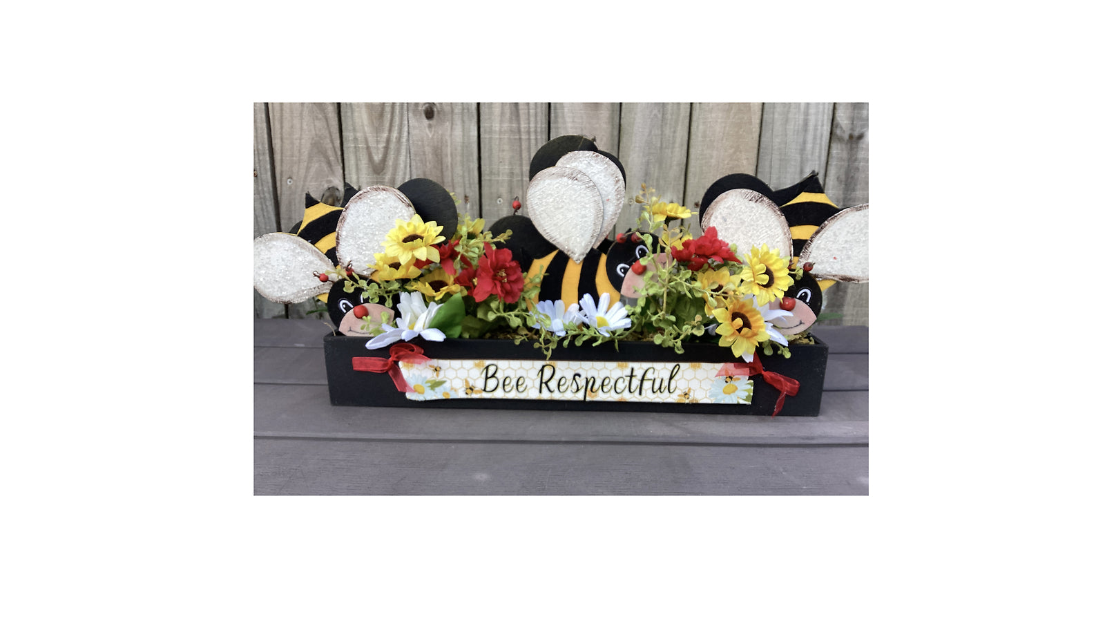 AGD  Spring Decor - Summer Bee Humble Respectful Reversible Floral Display
