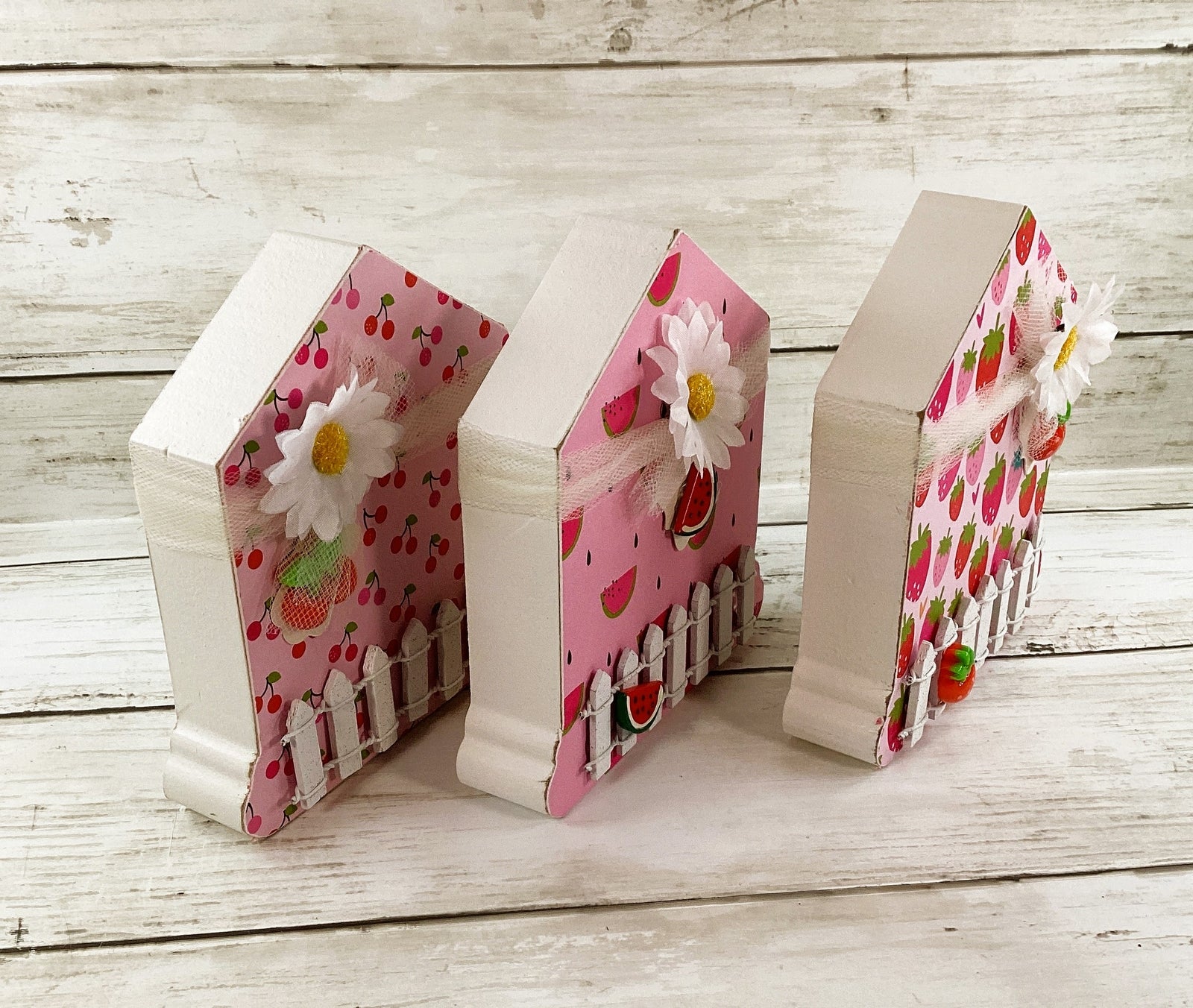 AGD Spring Decor - Strawberry Cherry Watermelon Chunky House 3pc Set