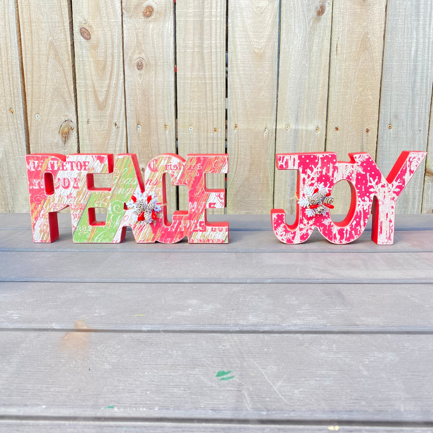 AGD Christmas Decor - Chunky Peace Joy Word Tabletop Signs 2pc Set