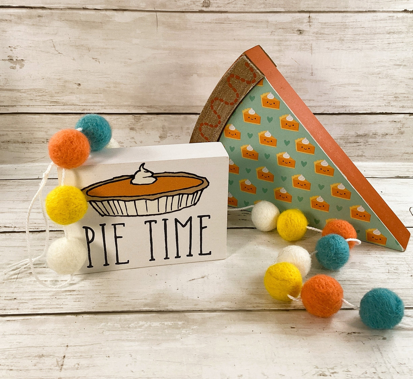 AGD Fall Decor - Wood Reversible Pumpkin Pie Time Sign Garland Tier Tray 3pc