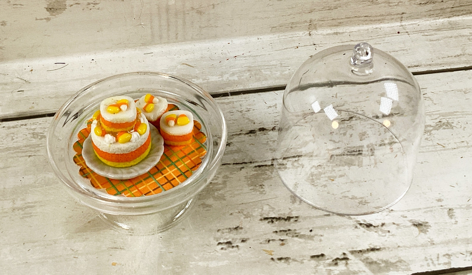AGD Fall Decor - Miniature Candy Corn Harvest Cake Dessert Display