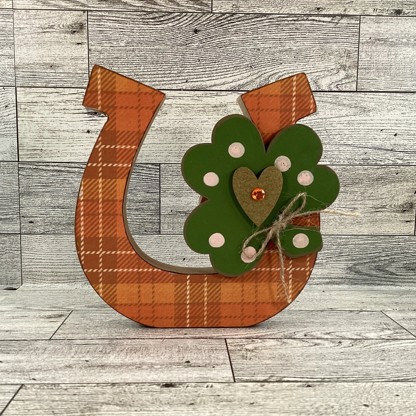 AGD St Patrick's Decor - Chunky Horseshoe March 17th Sign 2pc Set