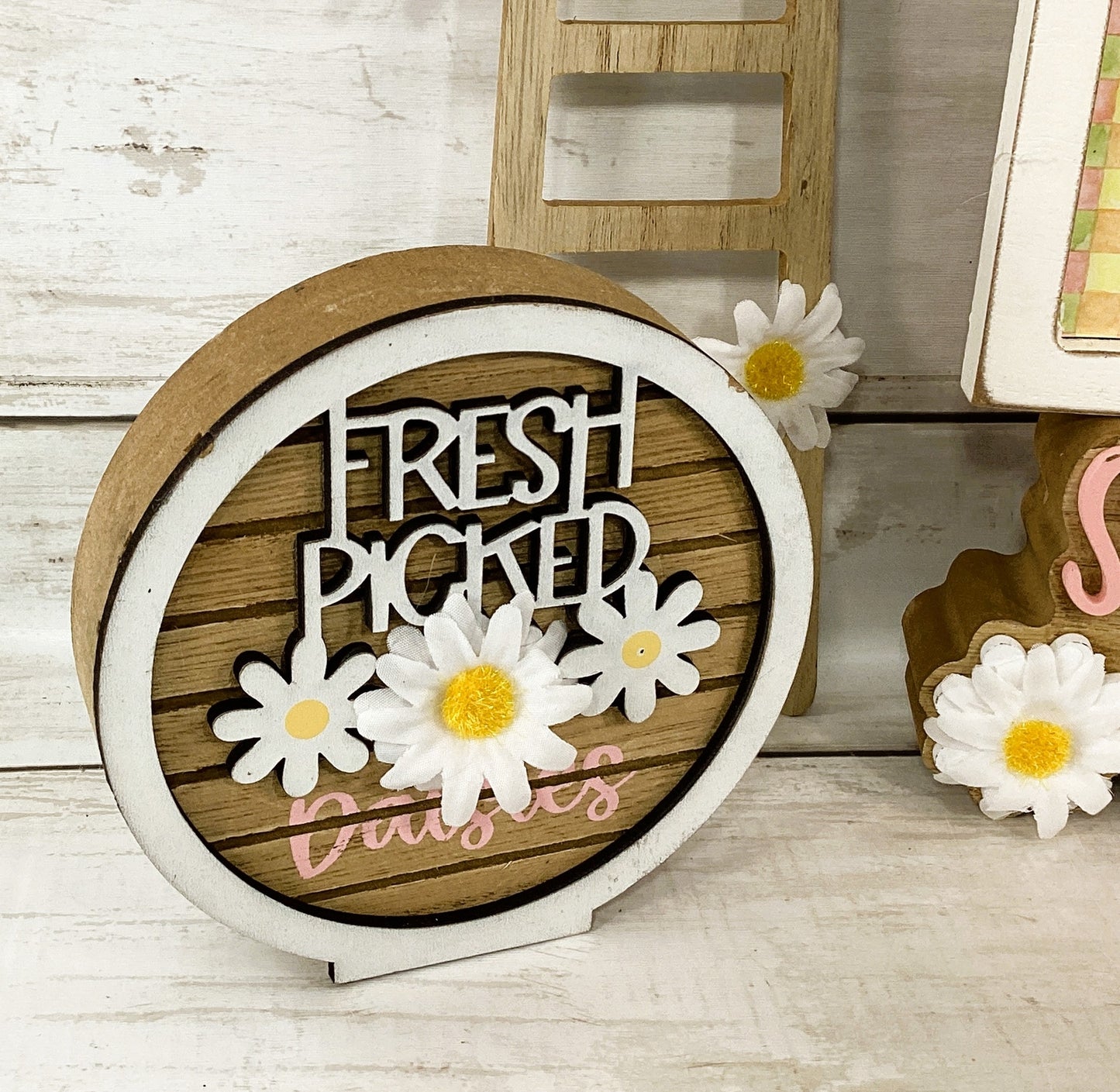 AGD Spring Decor - Daisy Sunshine Highland Cow Ladder Tier Tray 4pc