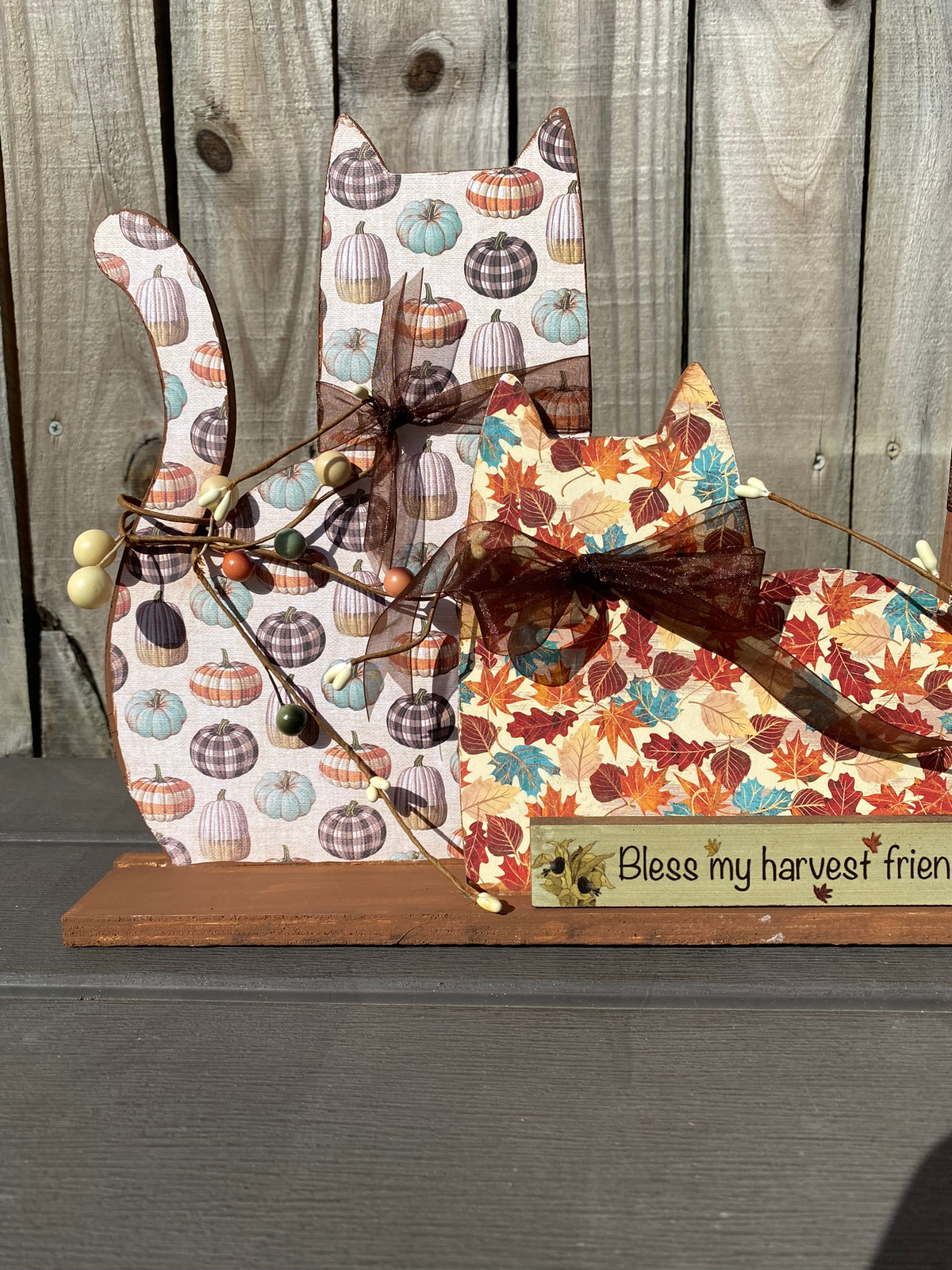 AGD Fall Decor - Harvest Friends Prim Wood Trio Cat Tabletop Decor