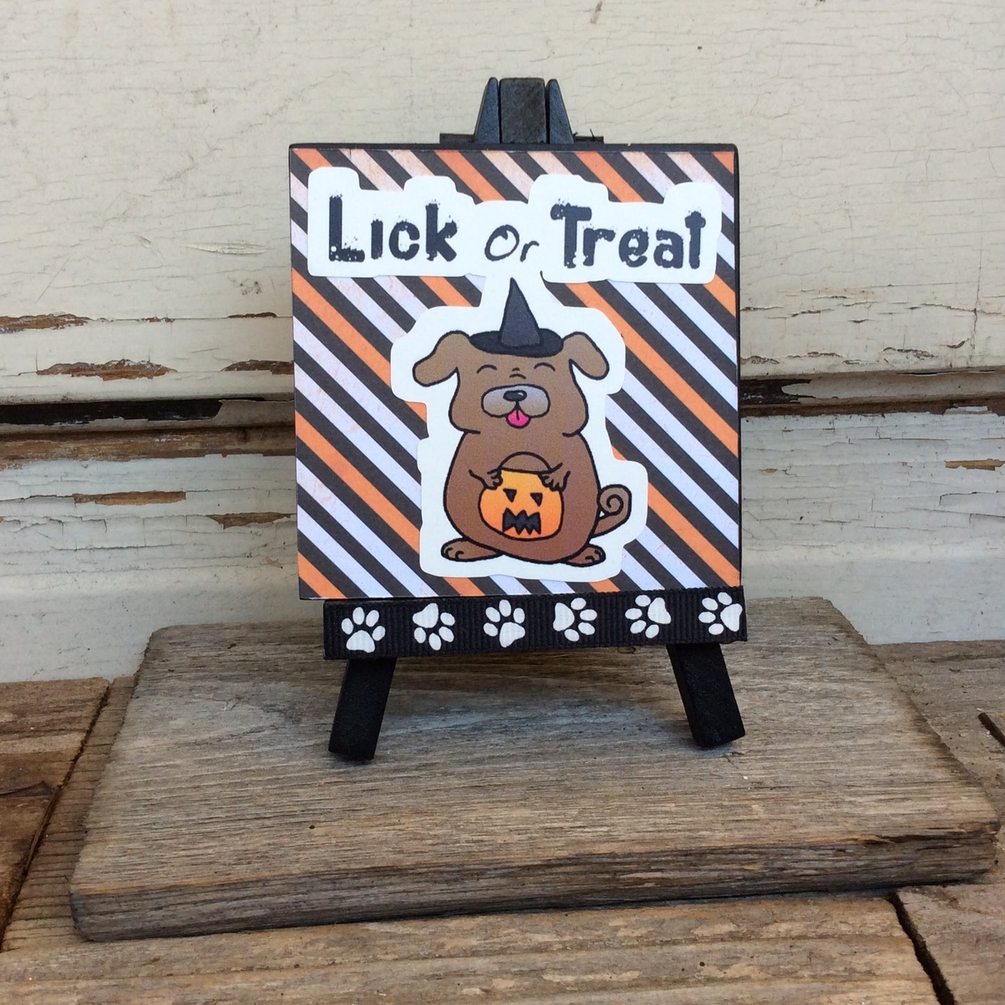 AGD Fall Decor - Lick or Treat Puppy Dog Easel Sign