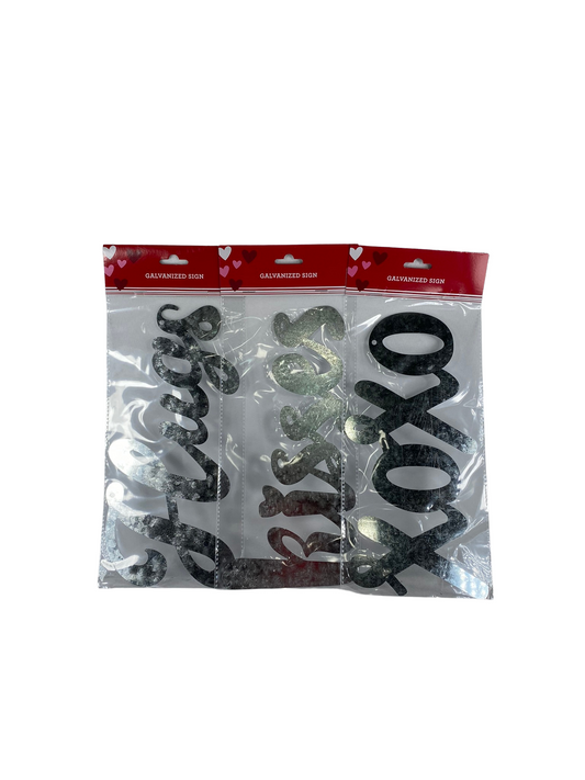 DT Valentines Craft Supply - Hugs Kisses XOXO Metal Die Cut Words