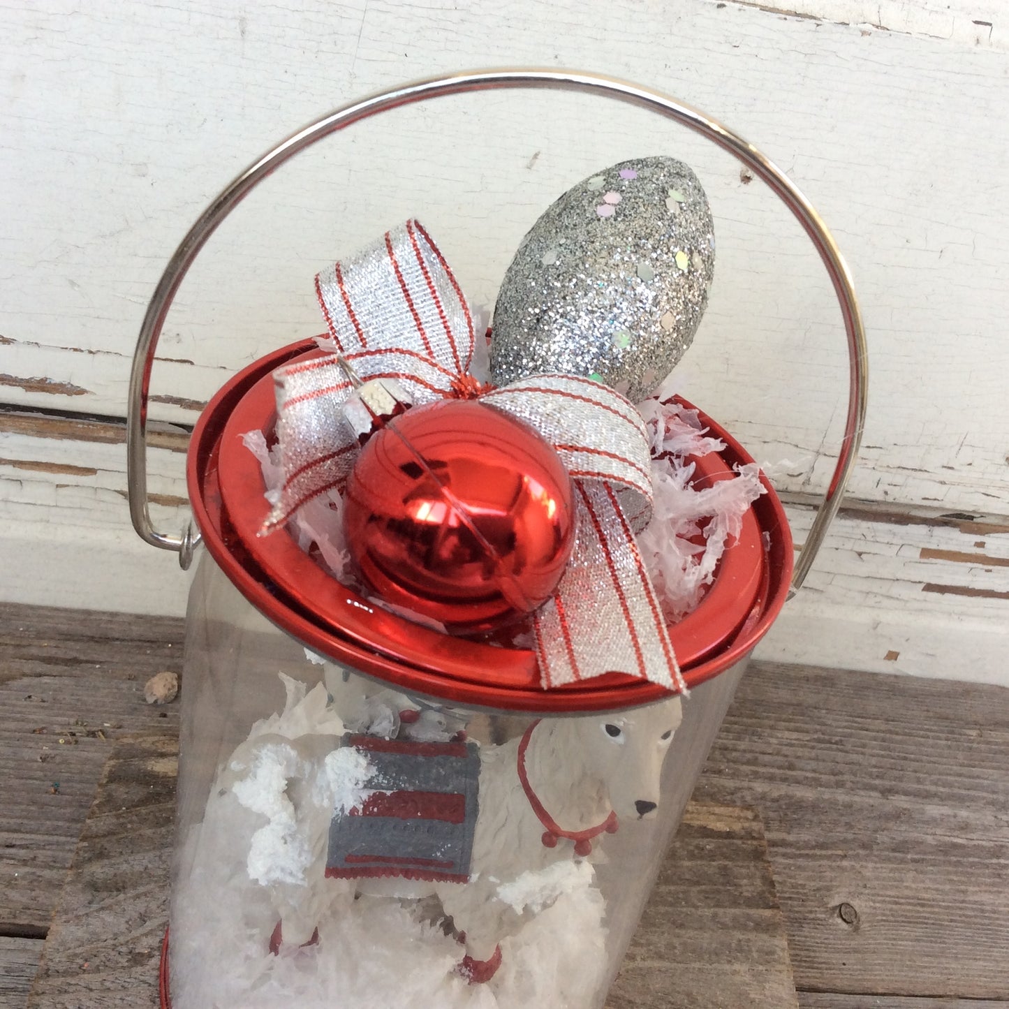 AGD Christmas Decor – #Holidays Llama and Cactus Dome Pail Display