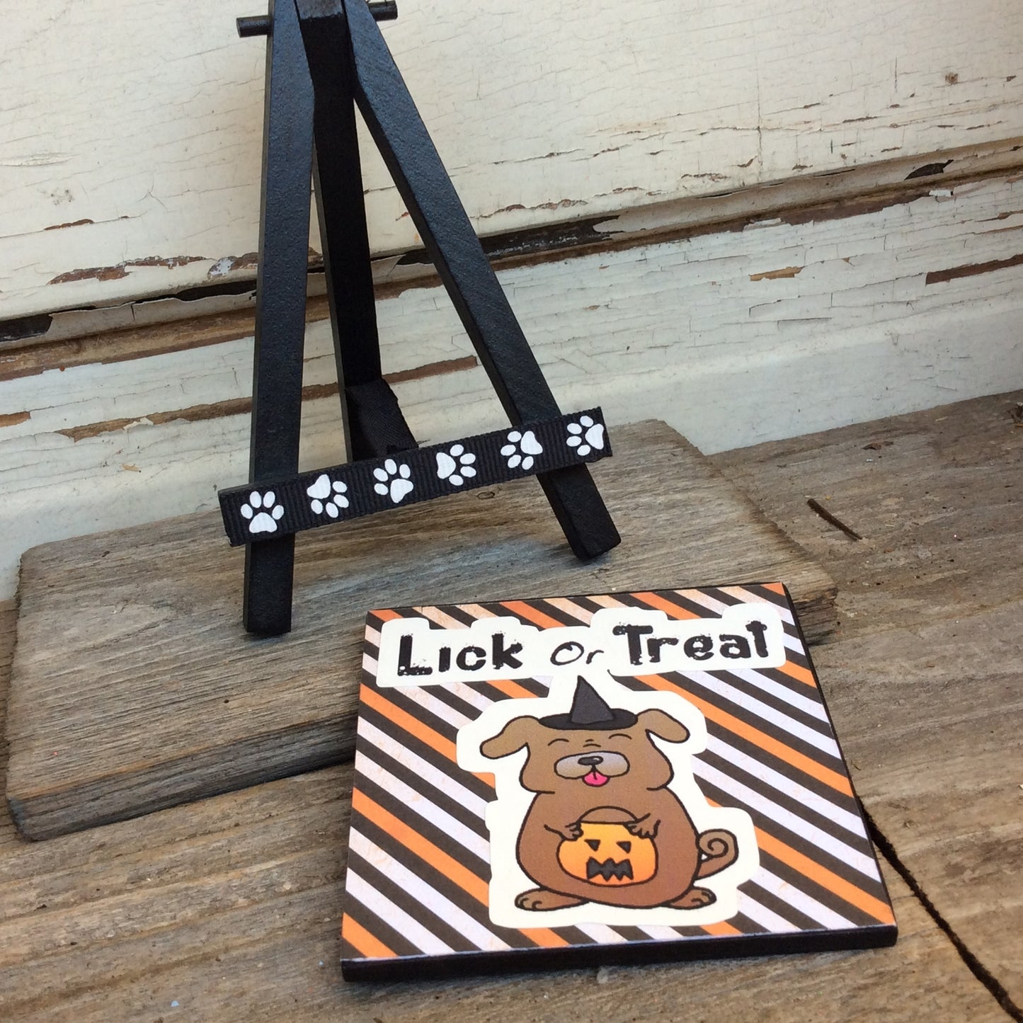 AGD Fall Decor - Lick or Treat Puppy Dog Easel Sign