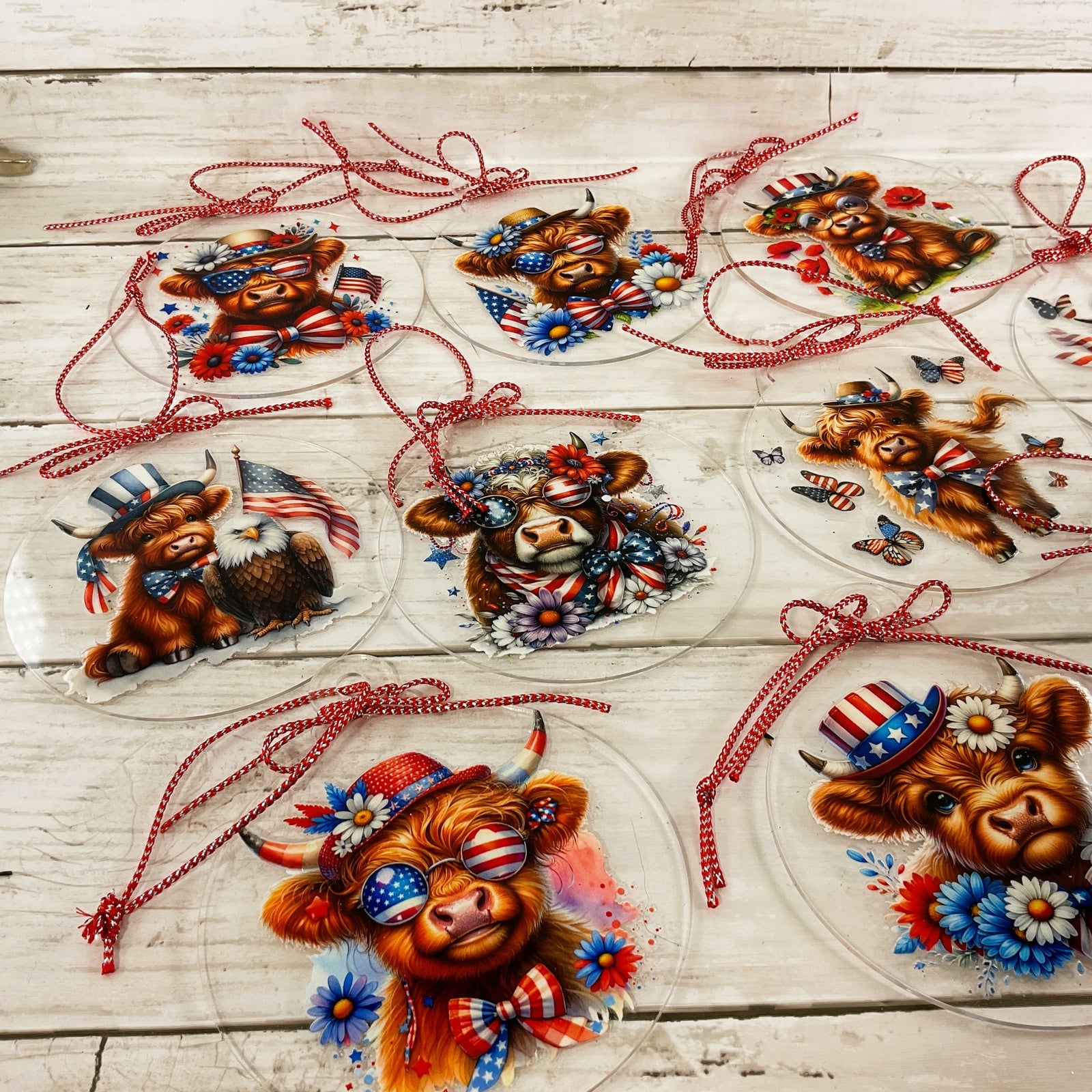 AGD Patriotic Decor - July 4th Highland Cow Acrylic Ornaments 10pc Set