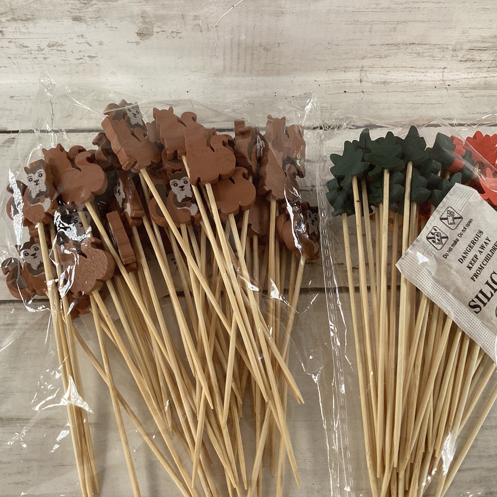HL Party Supply - Bamboo Skewer Squirrel Leaf Leaves 2 Sets