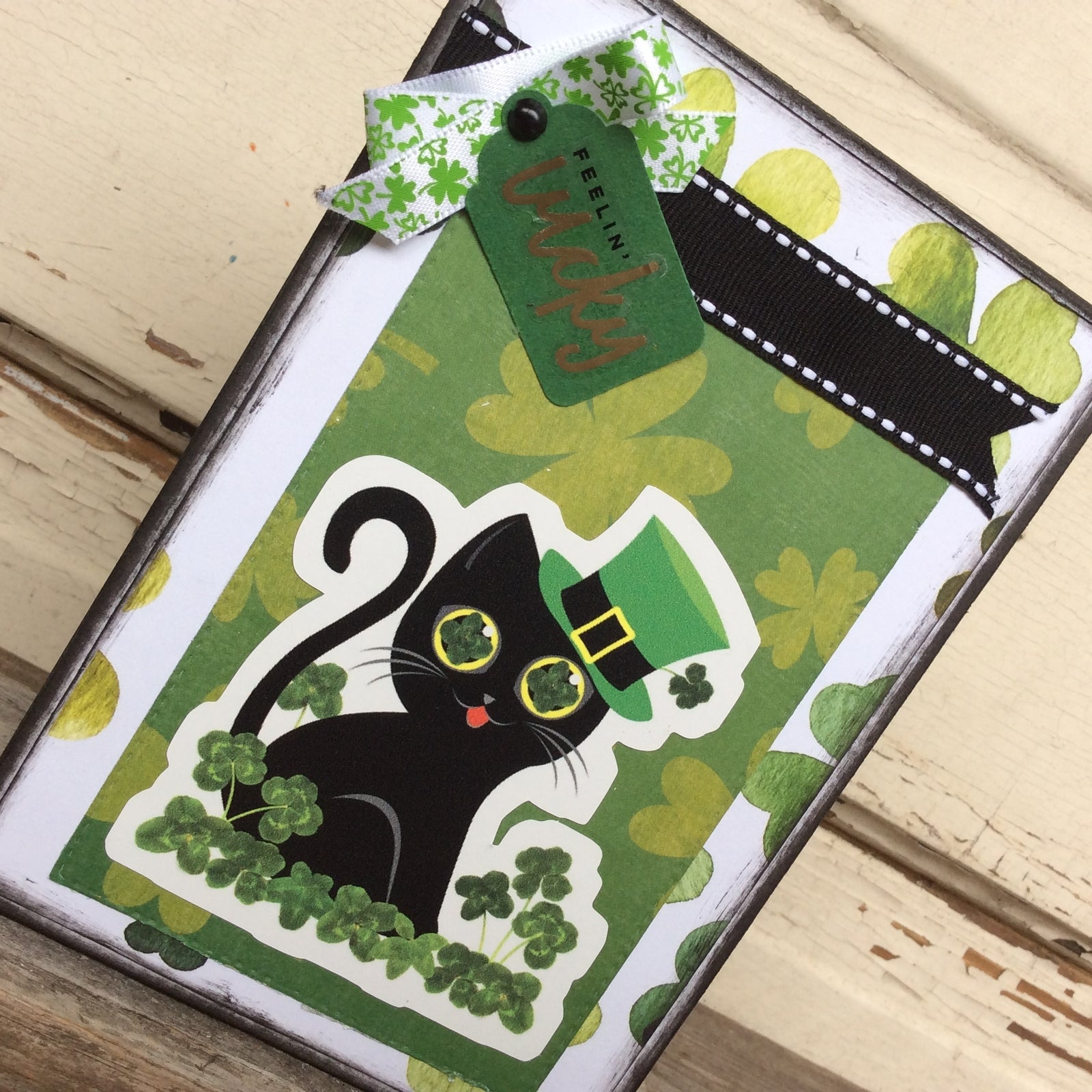 AGD St Patrick's Decor - Feeling Lucky Black Cat Box Collage Sign