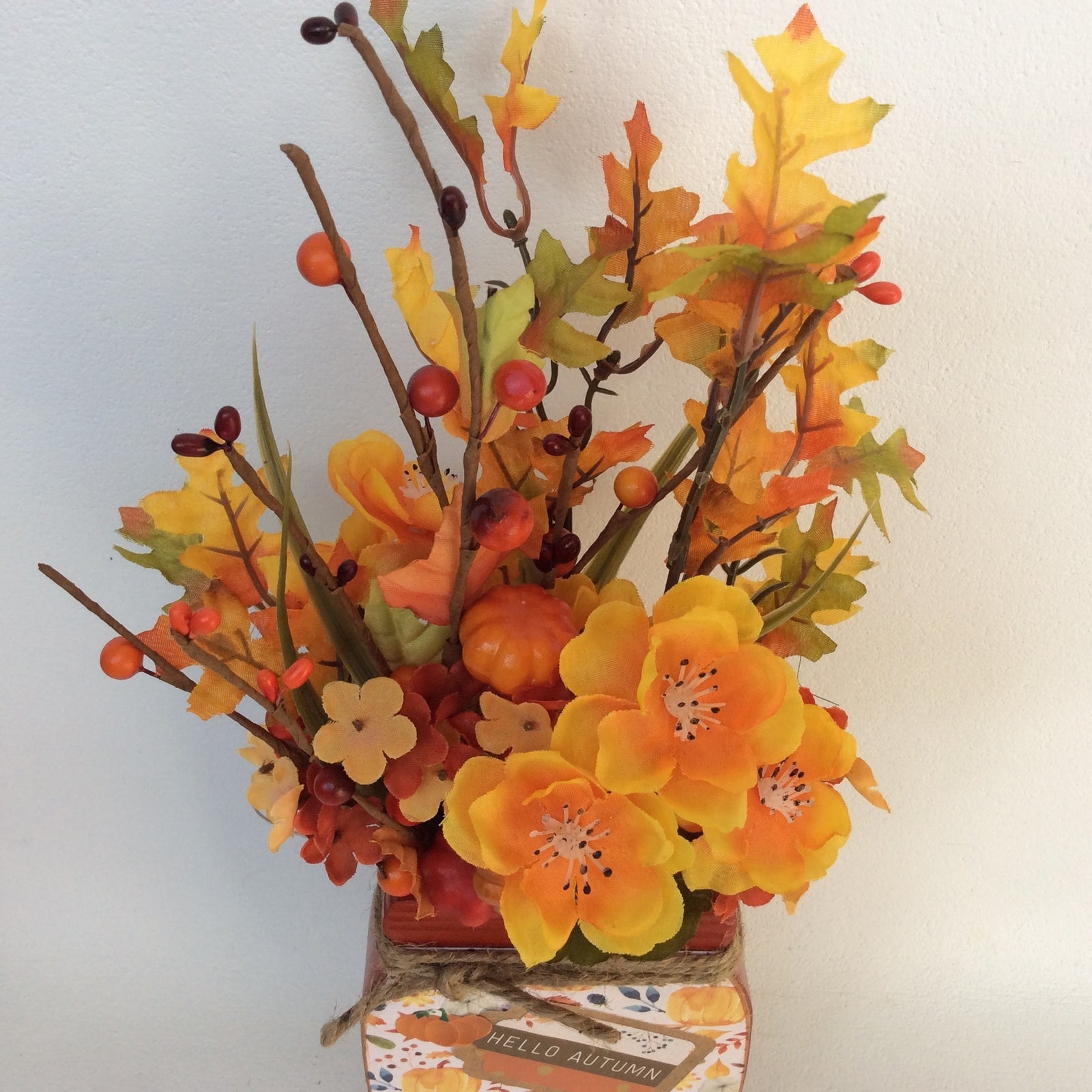 AGD Fall Decor - Hello Autumn Floral Wood Mason Jar Display
