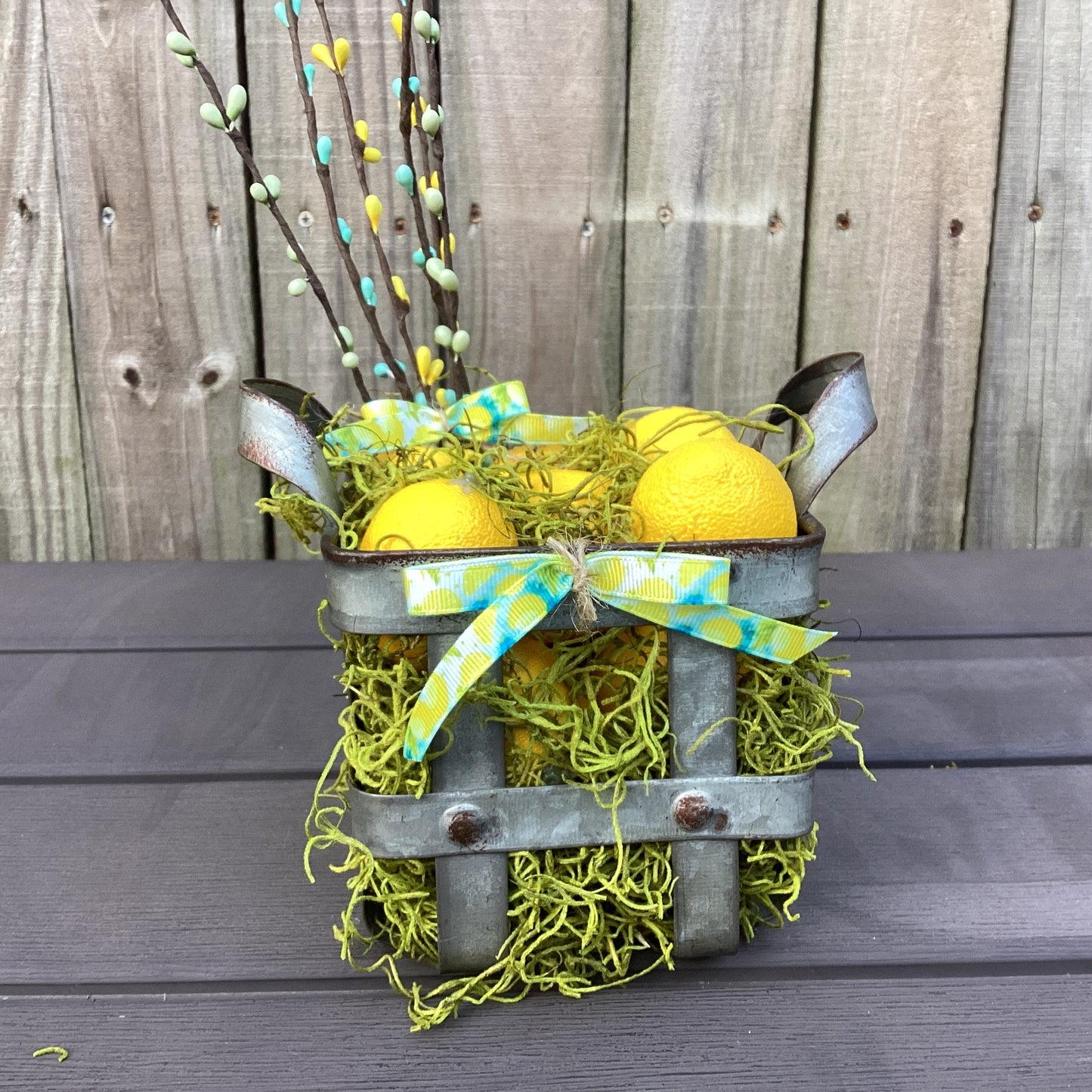 AGD Summer Decor - Lemon Lemonade Theme Floral Galvanized Crate Display