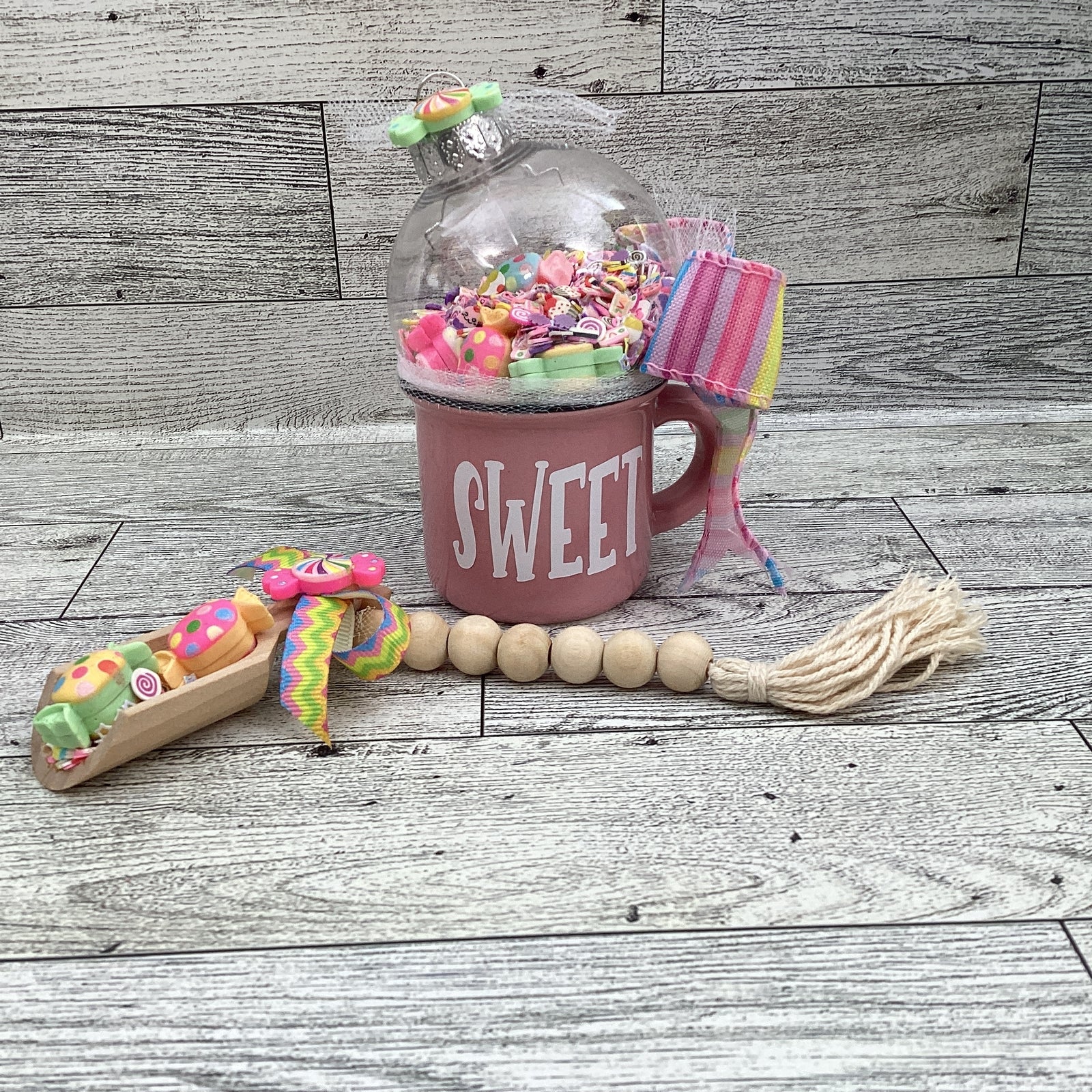 Spring Decor Sweet Candy Mini Mug Shaker Cup, Wood Spoon Garland, 2pc Set Set