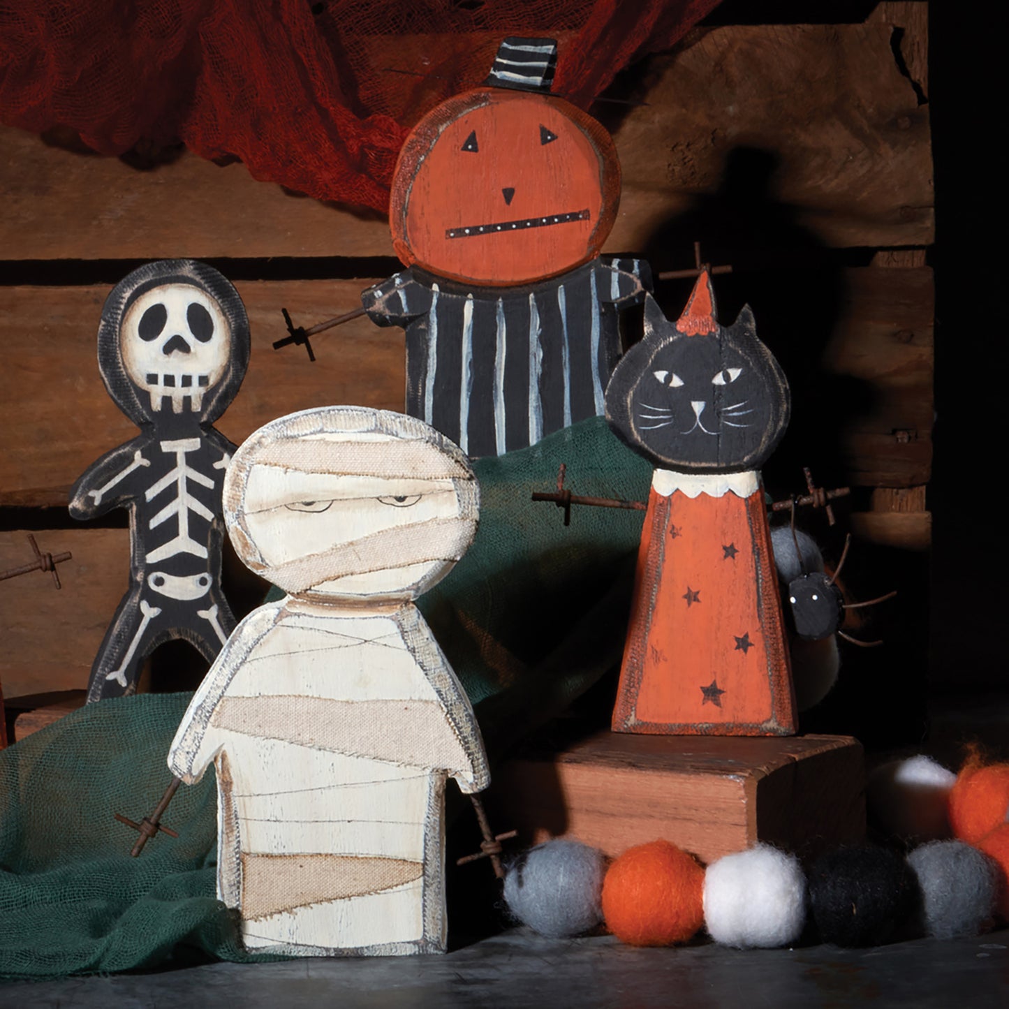 PBK Halloween Decor - Prim Wood Chunky Mummy Sitter Tier Tray