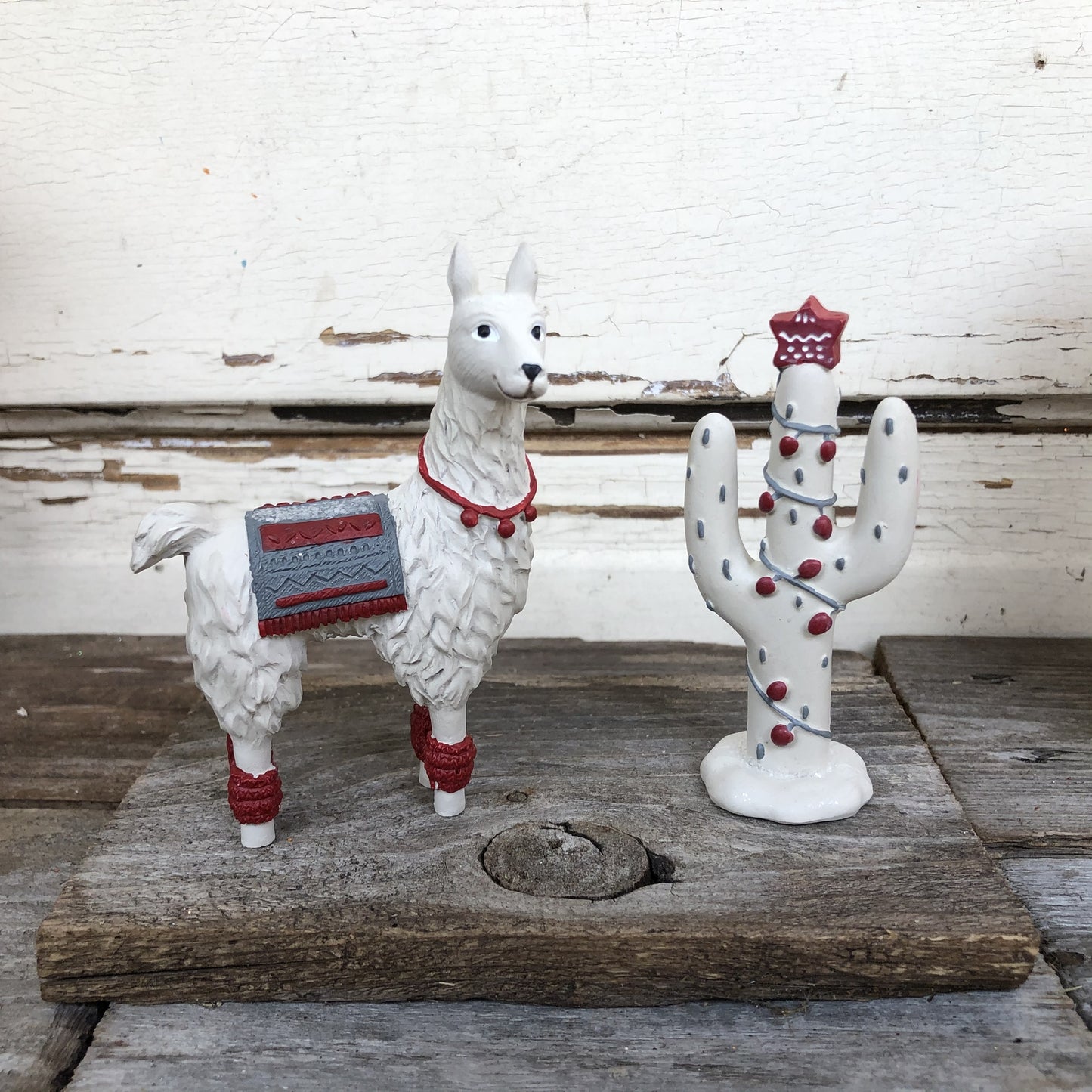 Gerson Christmas Decor - Resin Llama & Sign 3pc Bundle