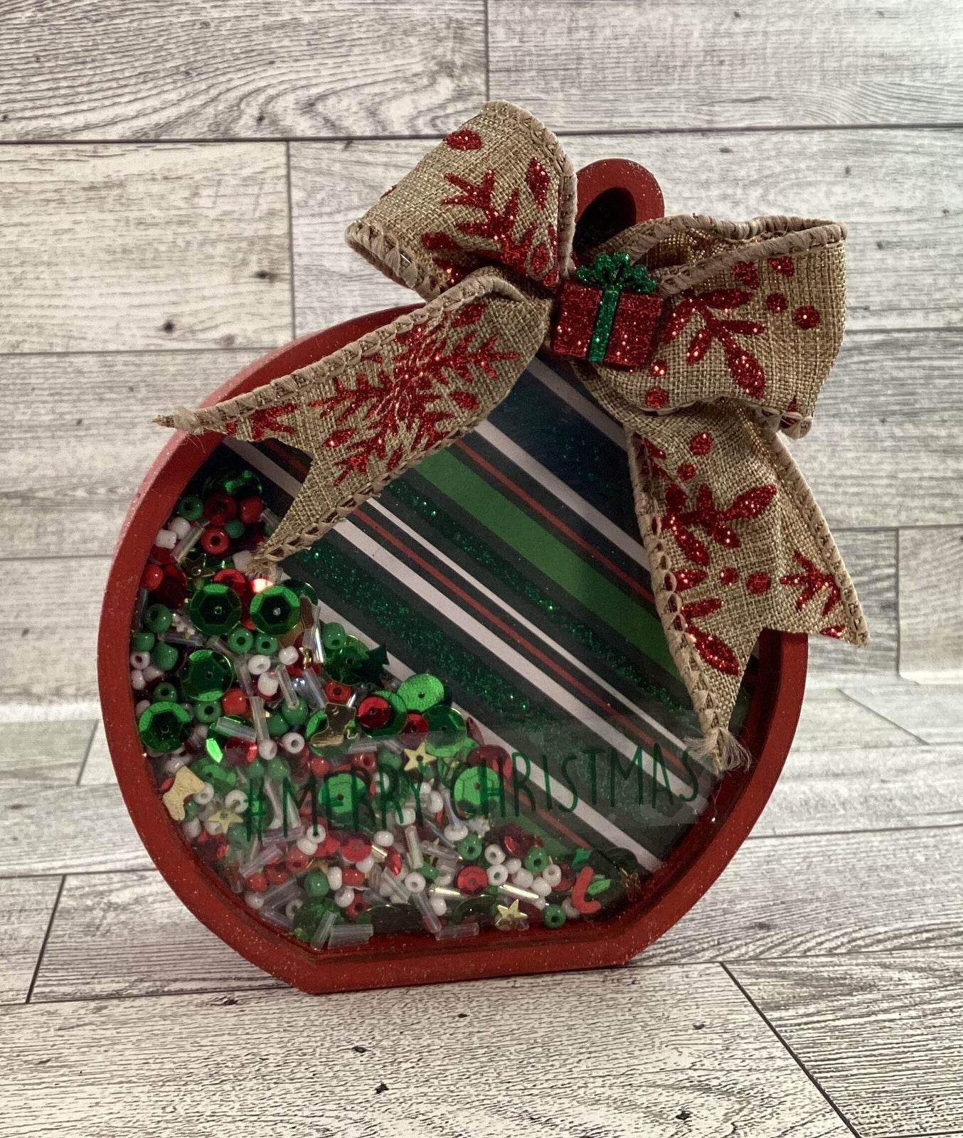 Christmas Decor -  Ornament Shape Chunky Wood Dry Shaker 2pc Set