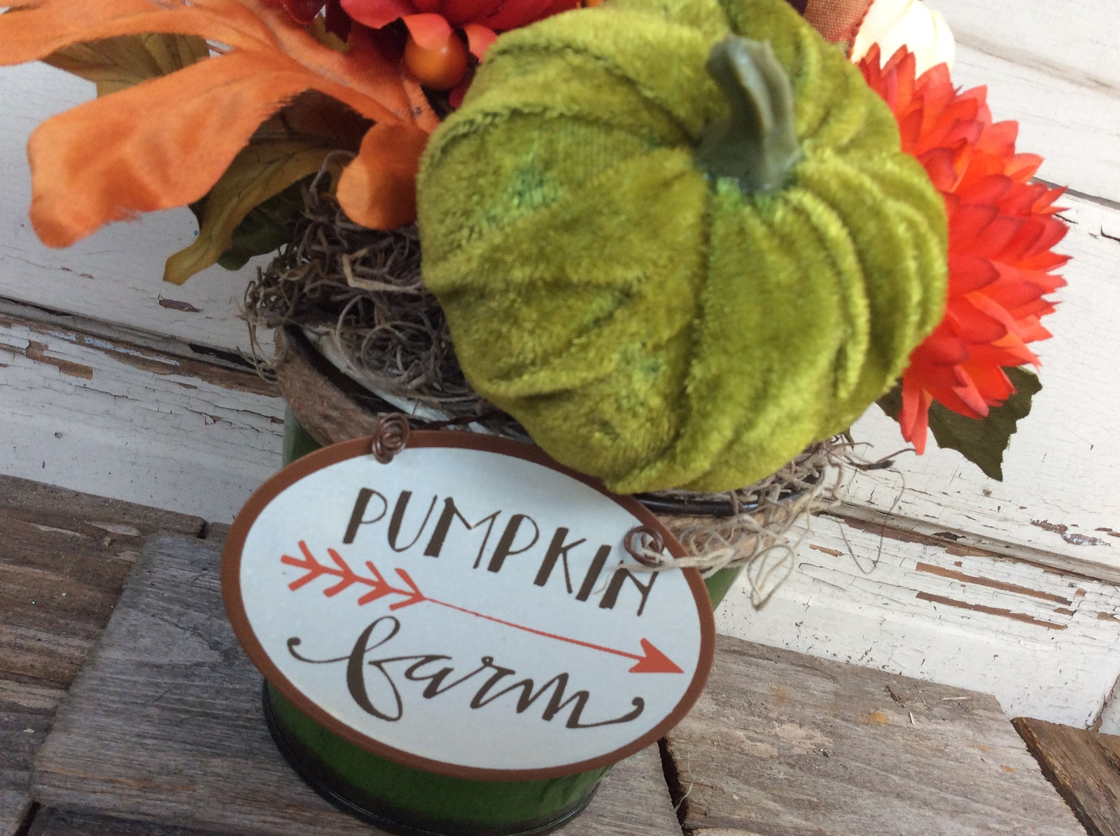 AGD Fall Decor - Pumpkin Farm Floral Metal Planter Centerpiece