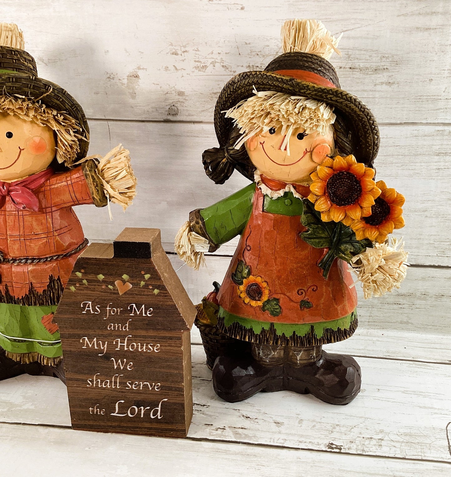 HL Fall Decor - Me and My House Cute Resin Scarecrow Couple 3pc Set