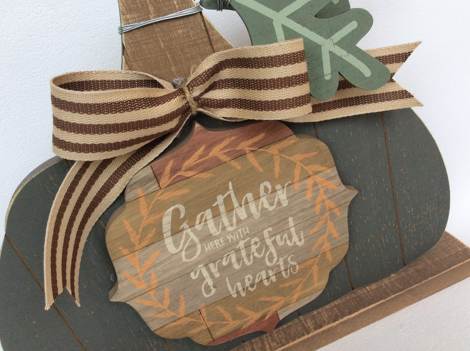 AGD Fall Decor - Gather Grateful Hearts Gray Slat Pallet Farmhouse Pumpkin