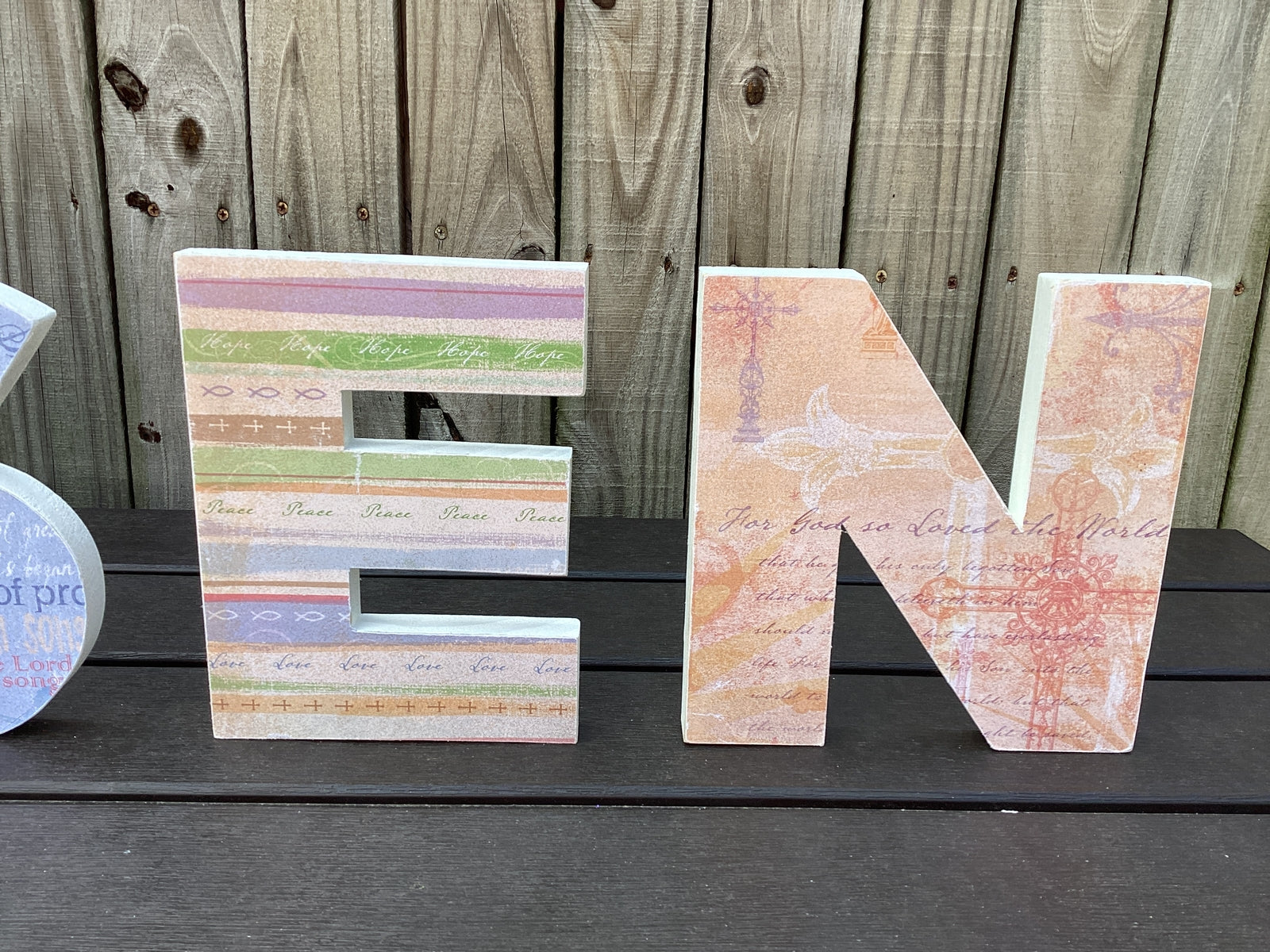 AGD Easter Decor - Primitive Wood RISEN Letter Word Tabletop Display