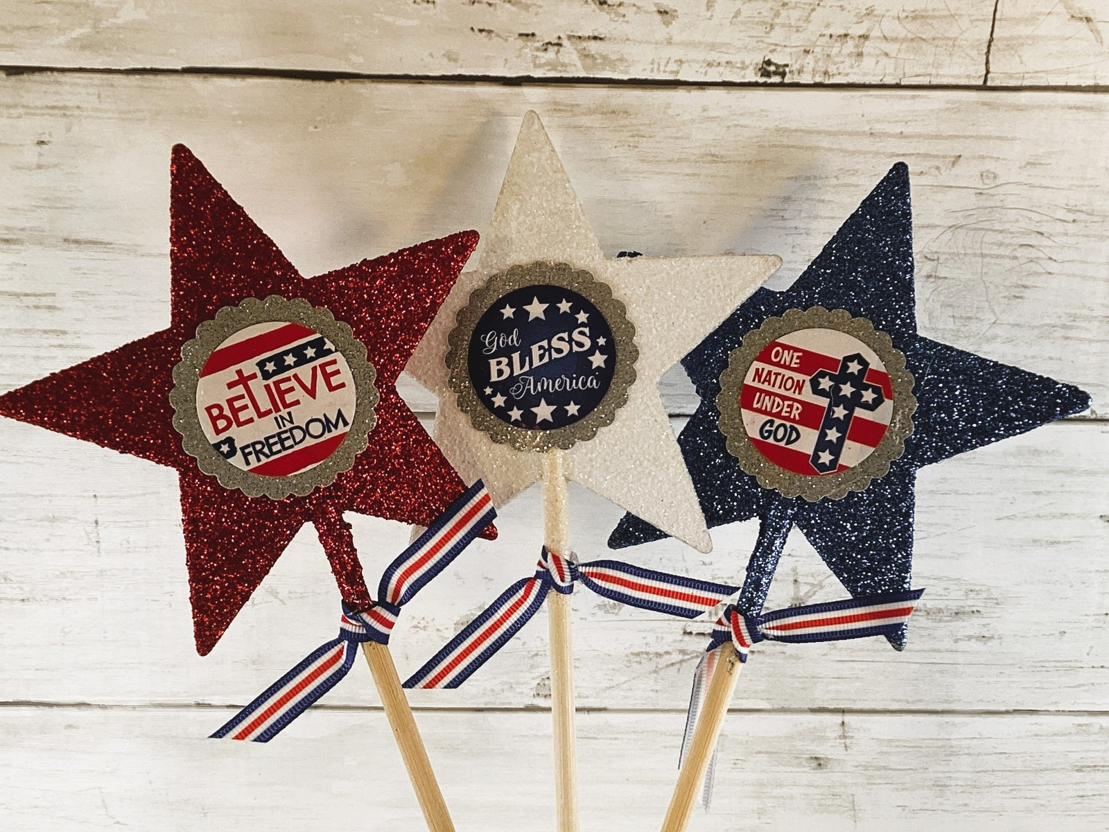 AGD Patriotic Decor - July 4th Red White Blue Star Pick Pokes Stakes