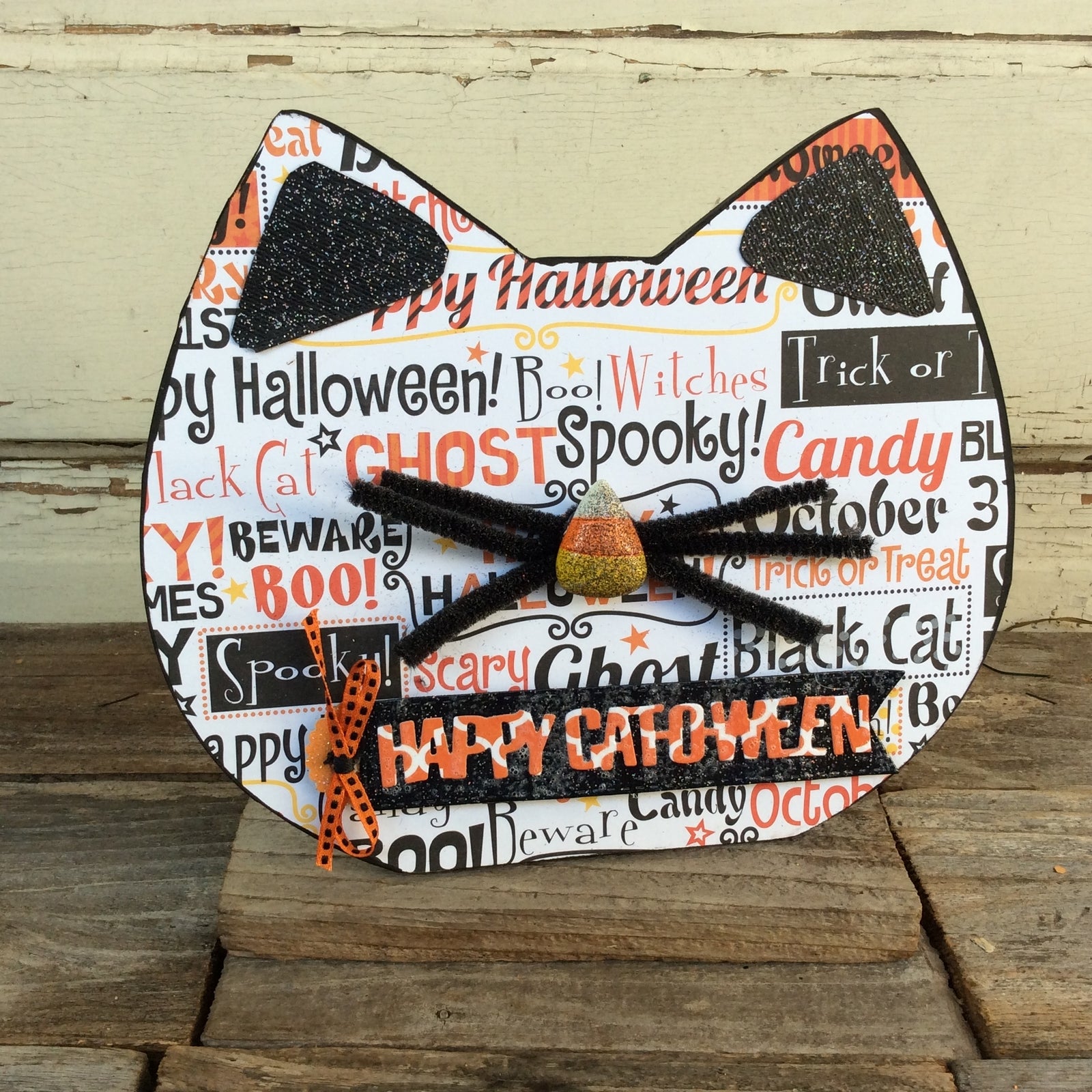 AGD Halloween Decor - Happy Cat O Ween Face Tabletop Sign
