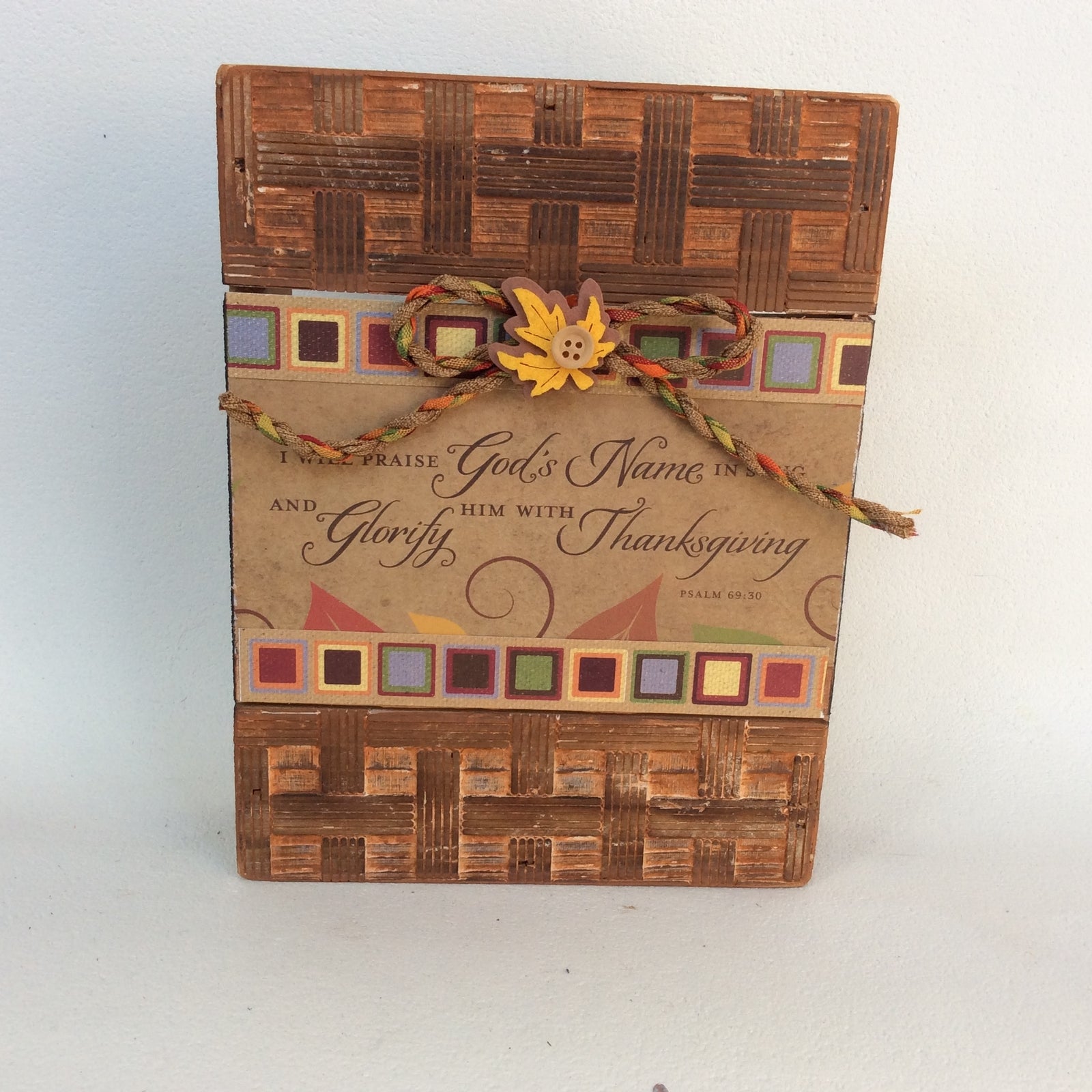 AGD Fall Decor - Praise God's Name Thanksgiving Box Sign