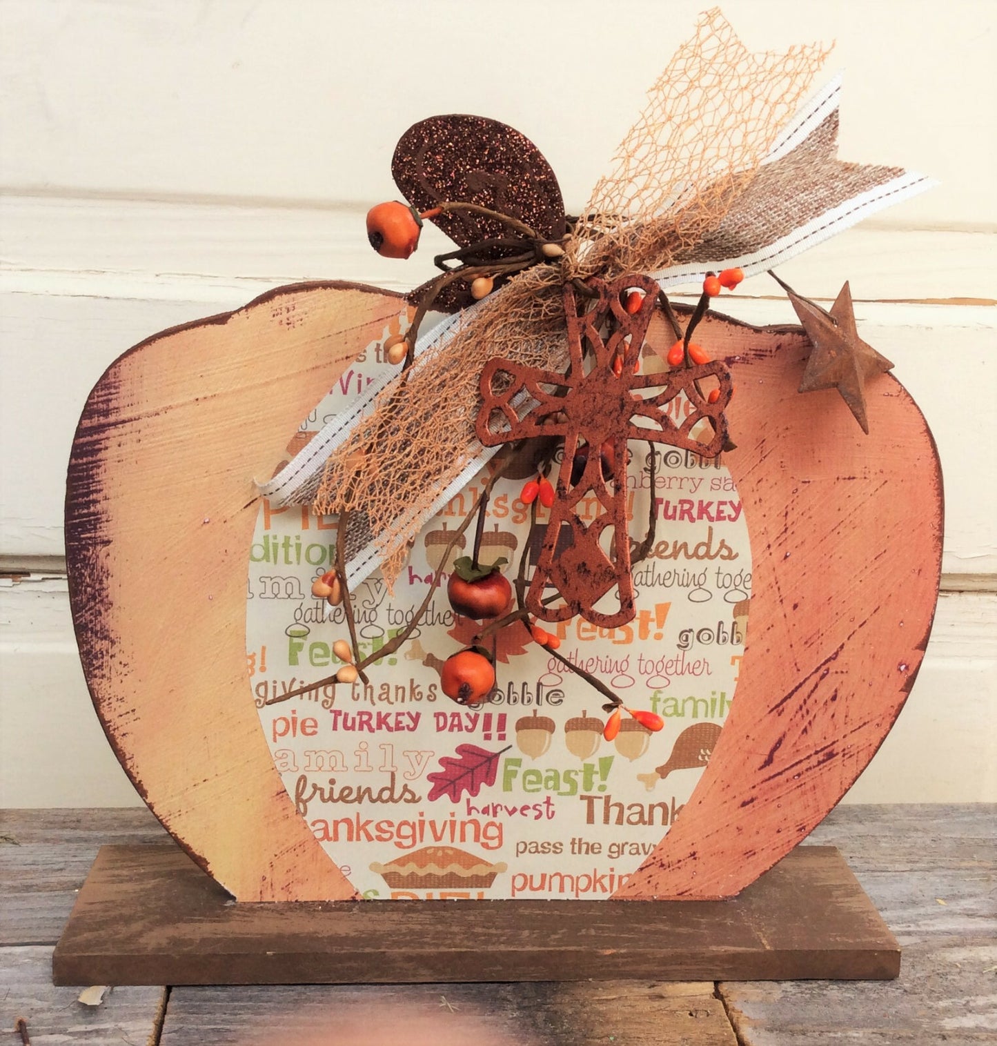 AG Designs Fall Decor - Wood Pumpkin Star Weath with Cross #613/12