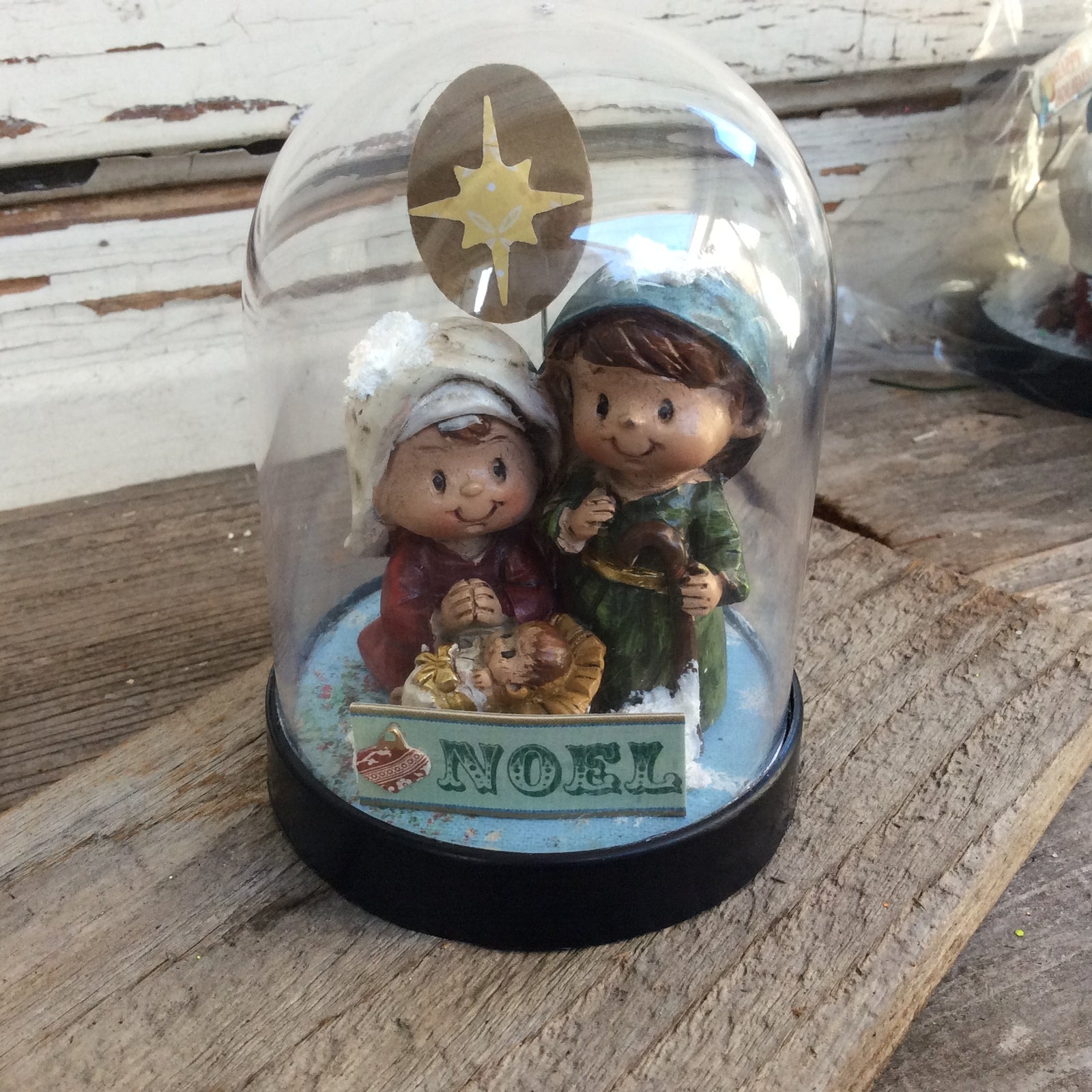 AGD Christmas Decor - Primitive Mini Nativity Family NOEL
