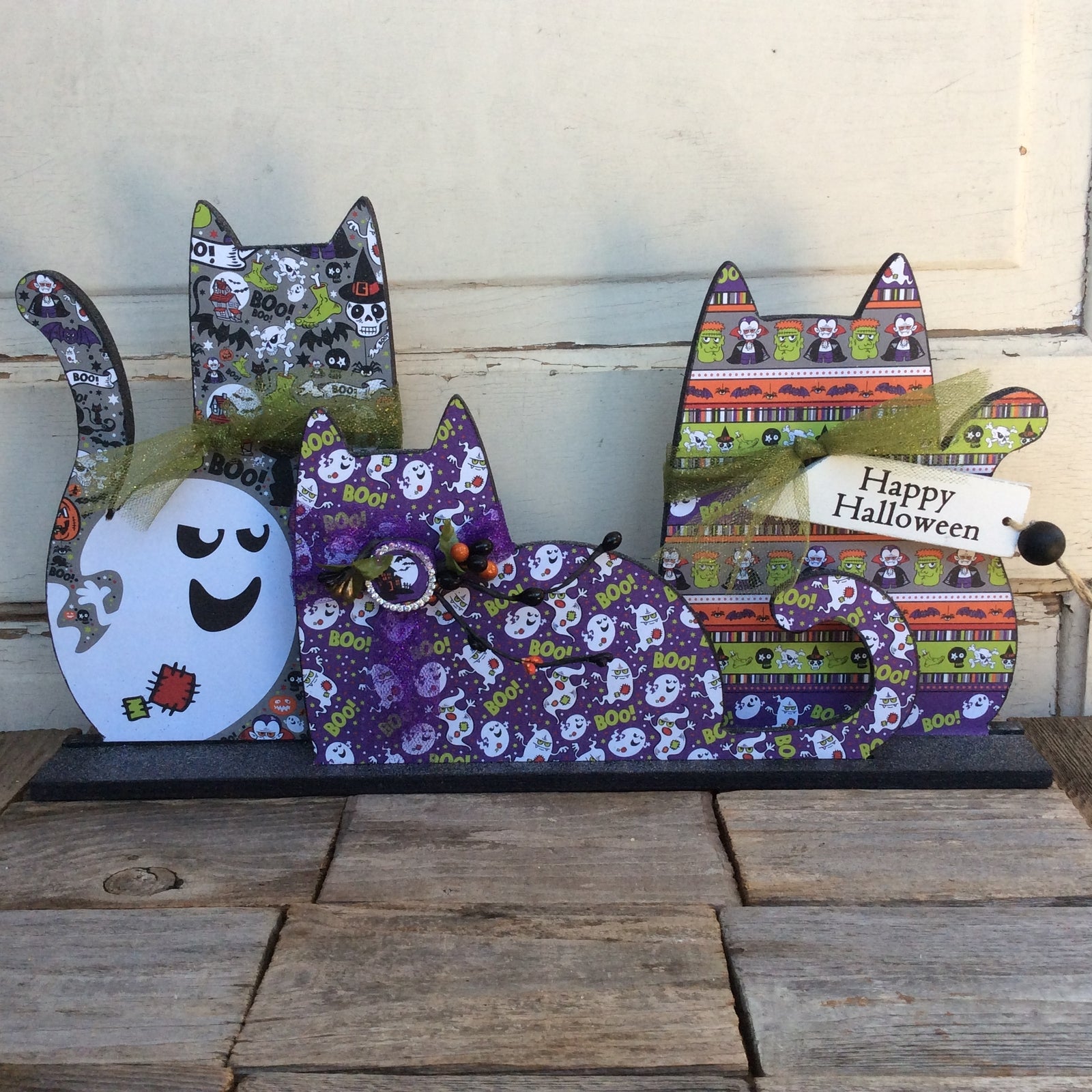 AGD Halloween Decor - Modern Prim Wood Trio Cat Tabletop Decor