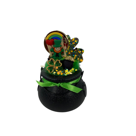 AGD St Patrick's Decor - Miniature Leprechaun Black Pot Of Gold Display