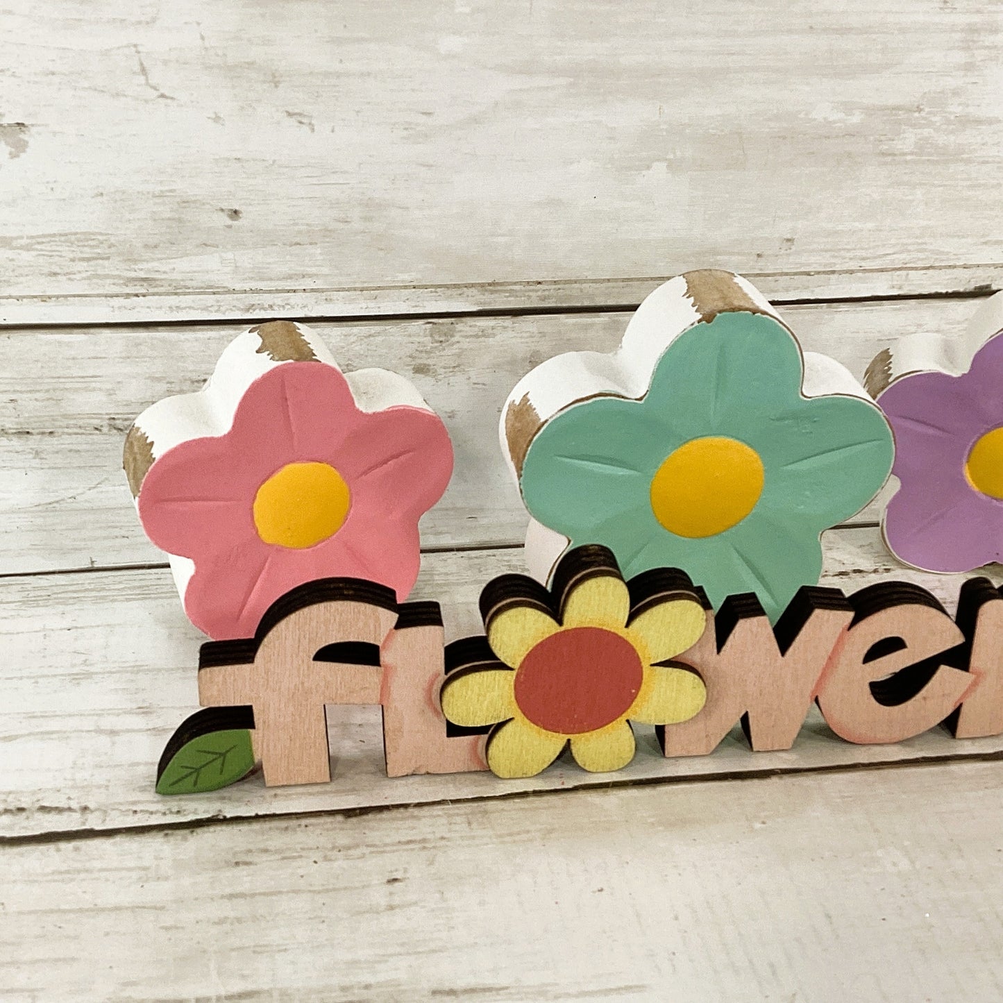 CWI CP Spring Decor - Chunky Wood Flowers and Sign Tier Tray 4pc Set