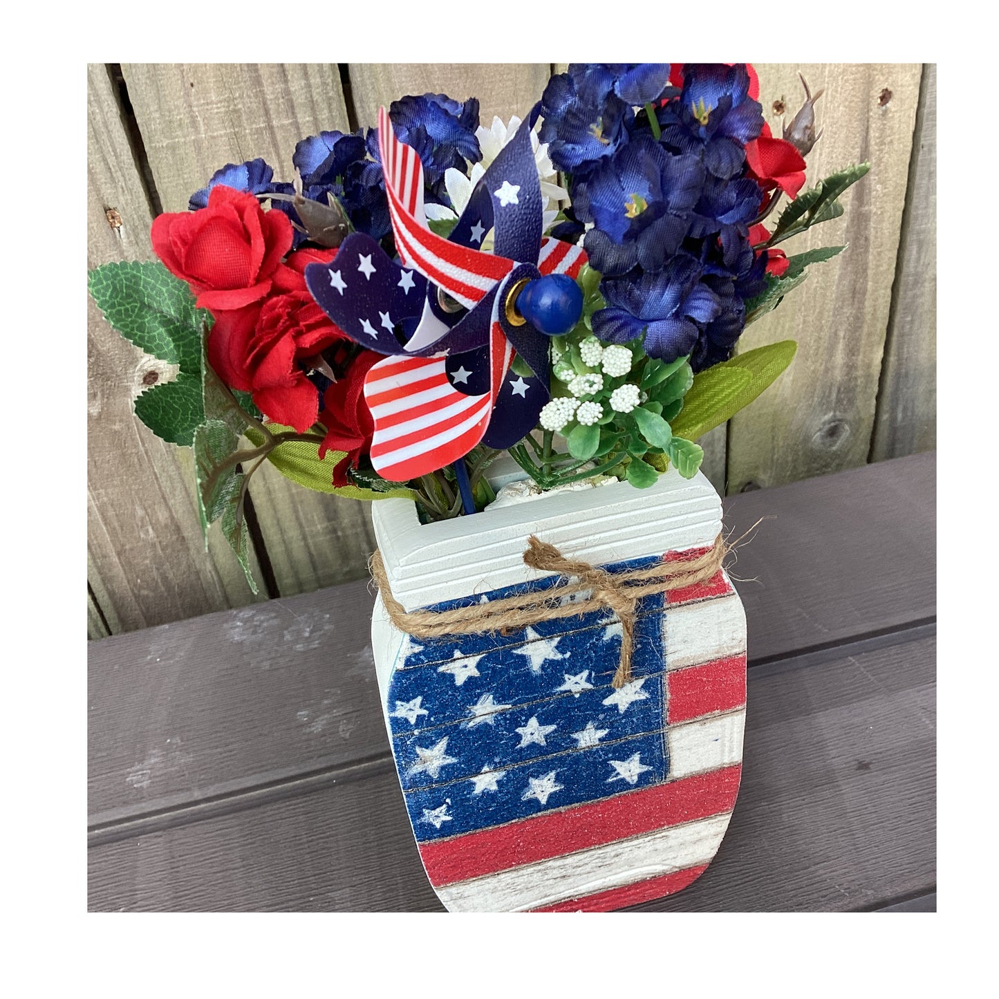 AGD  Patriotic Decor - American Flag Floral Wood Mason Jar Display