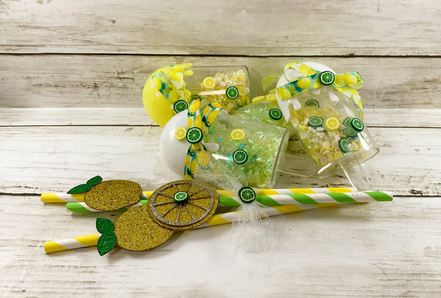 AGD Summer Decor - Lemon Lime Straw Popsicle Shaker 5pc Tier Tray Set