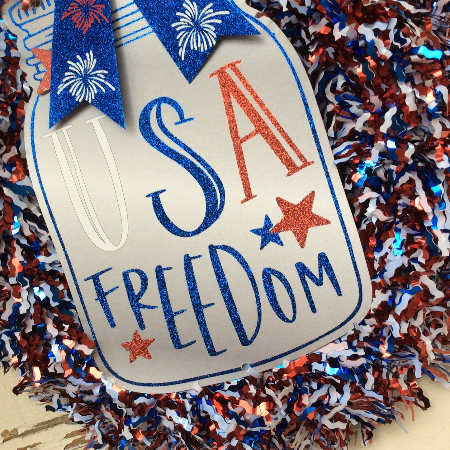 AGD Patriotic Decor -  USA Freedom Mason Jar Tinsel Wreath