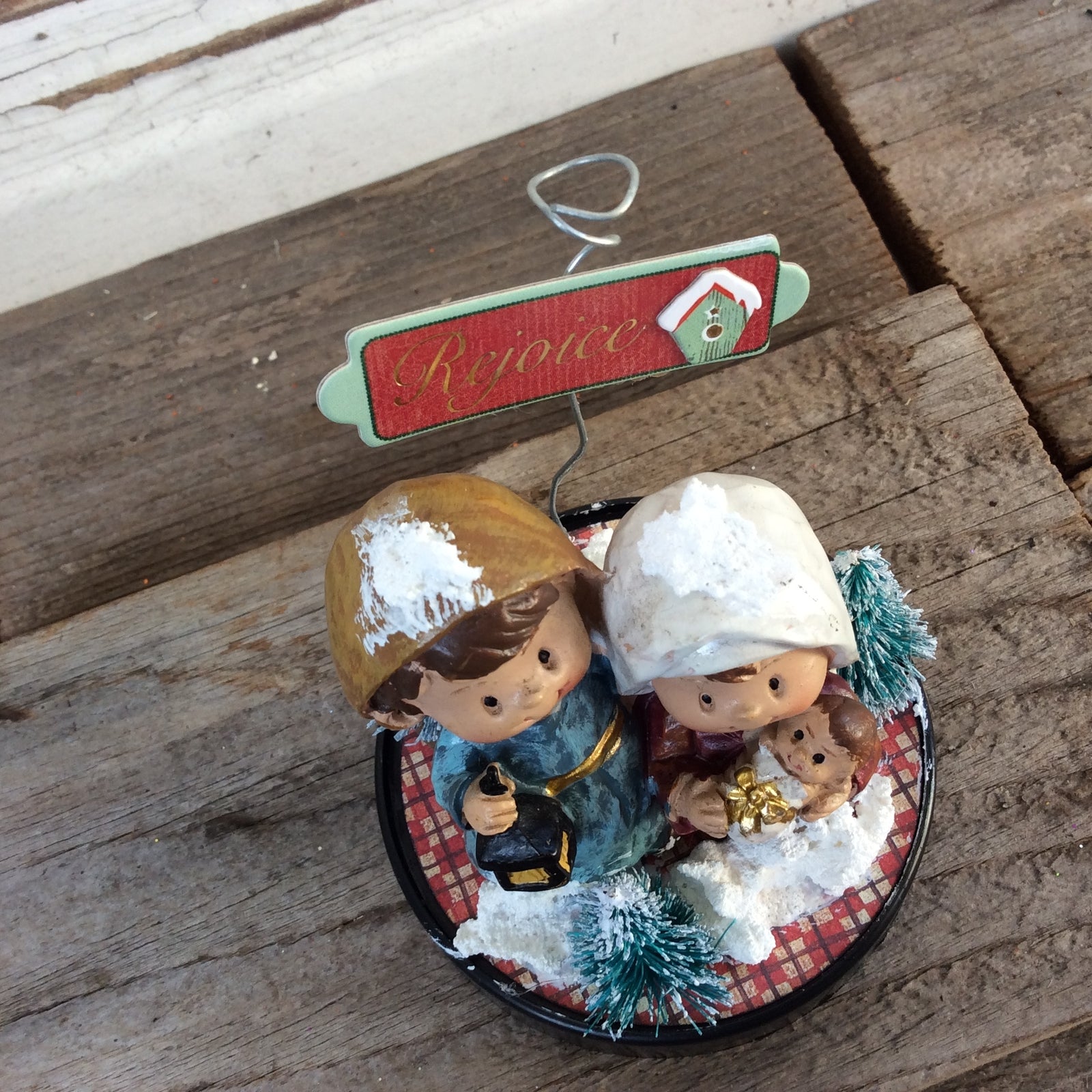 AGD Christmas Decor - Primitive Mini Nativity Family REJOICE