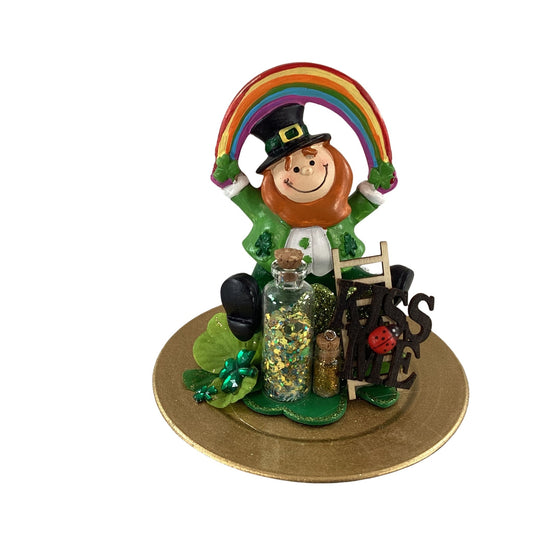 AGD  St Patrick's Decor - Ceramic Leprechaun Rainbow Display