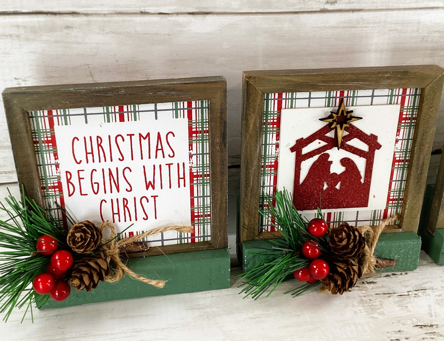 AGD Christmas Decor - Nativity Holy Family Manger Farmhouse Set 3pc