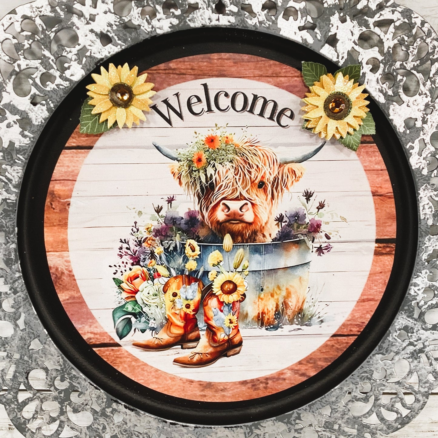 AGD  Spring Decor - Sunflower Cowboy Boots Highland Cow Charger Plate