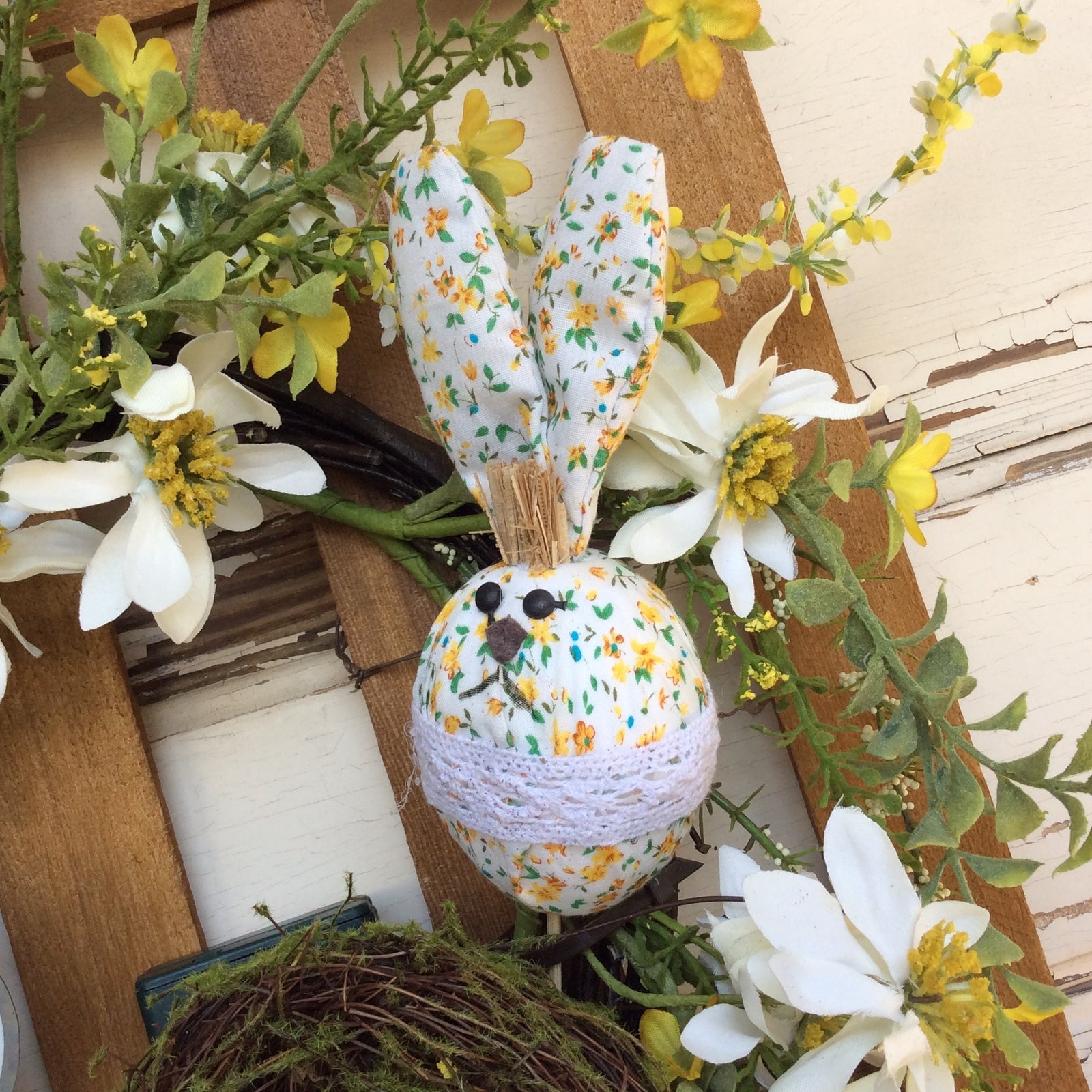 AGD Easter Decor - No Bunny Loves You Like Jesus Fence Lighted Wreath