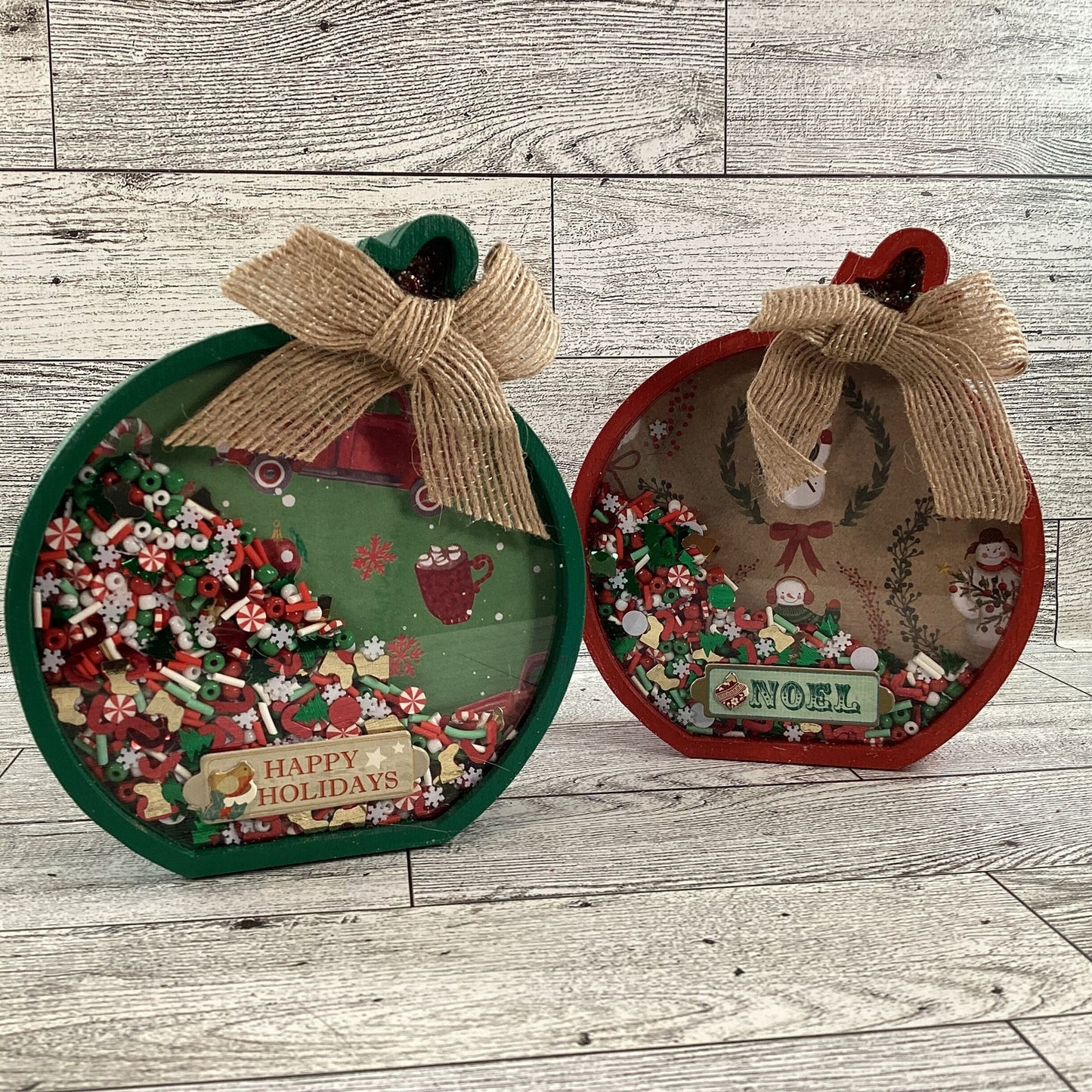 Christmas Decor -  Ornament Shape Chunky Wood Dry Shaker 2pc Set