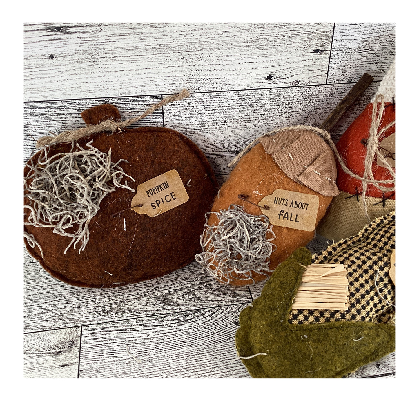 AGD Fall Decor - Prim Candy Corn Husk Acorn Pumpkin Fabric Bowl Filler 4pc