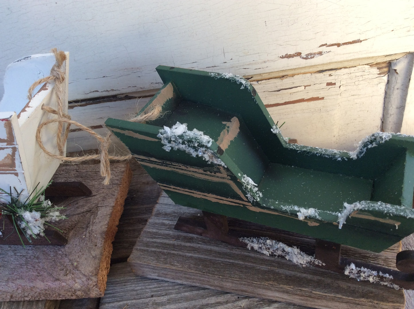 AGD Christmas Decor - Oh What Fun! Prim Wood Sleigh Display