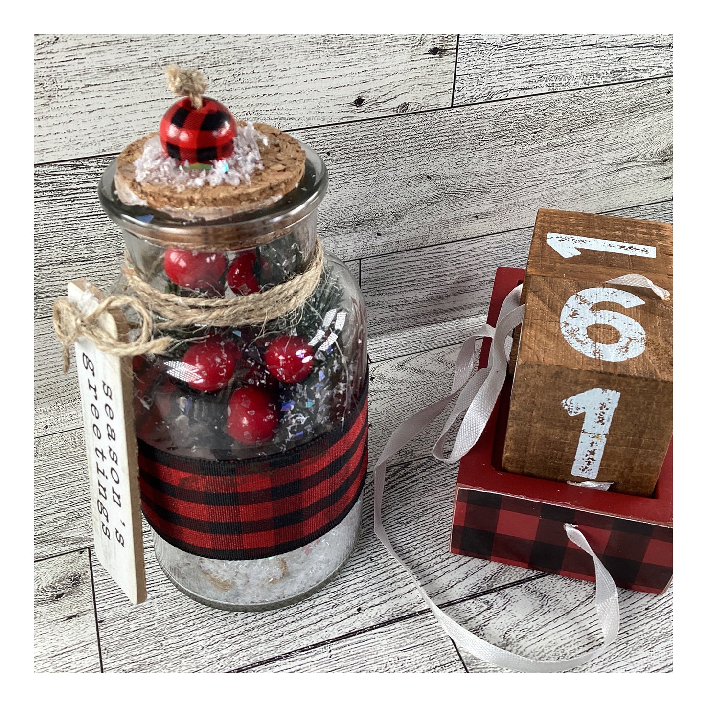 AGD  Christmas Decor - Shaker Jar Countdown Calendar Tier Tray 2pc Set