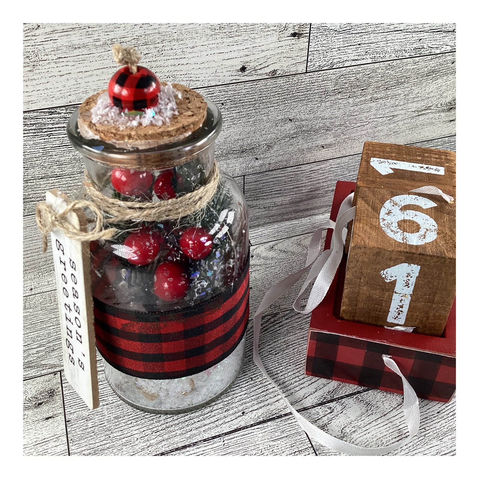 AGD  Christmas Decor - Shaker Jar Countdown Calendar Tier Tray 2pc Set