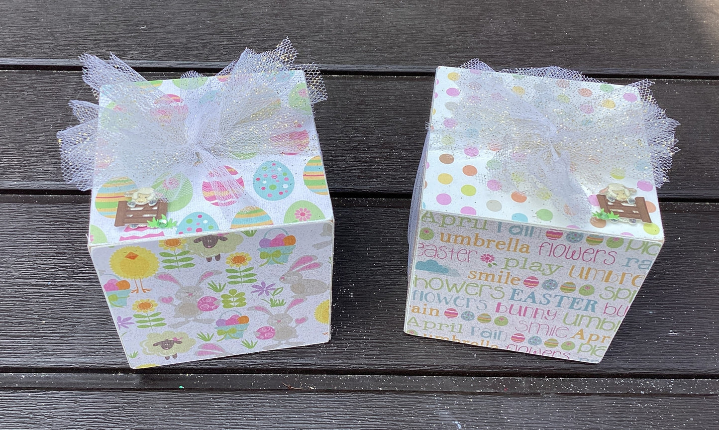 AGD Easter Decor - Chunky Wood RISEN Letter Word Tabletop Display